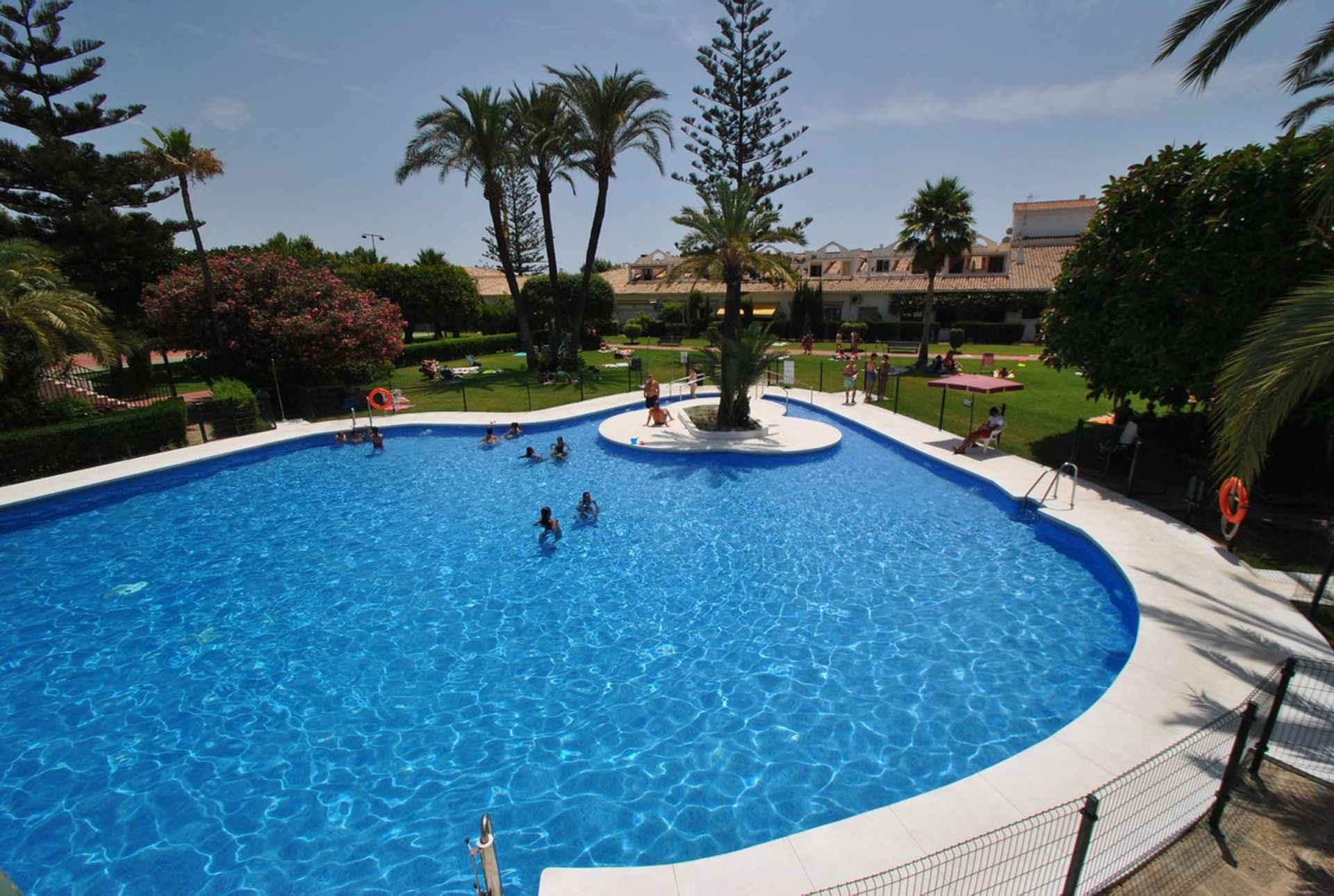 Condominium dans Marbella, Andalucía 11332879