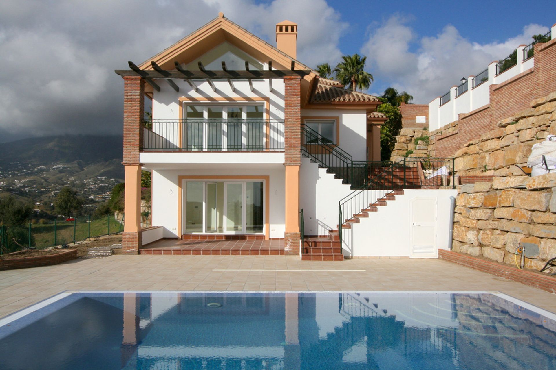 Casa nel Fuengirola, Andalusia 11333593