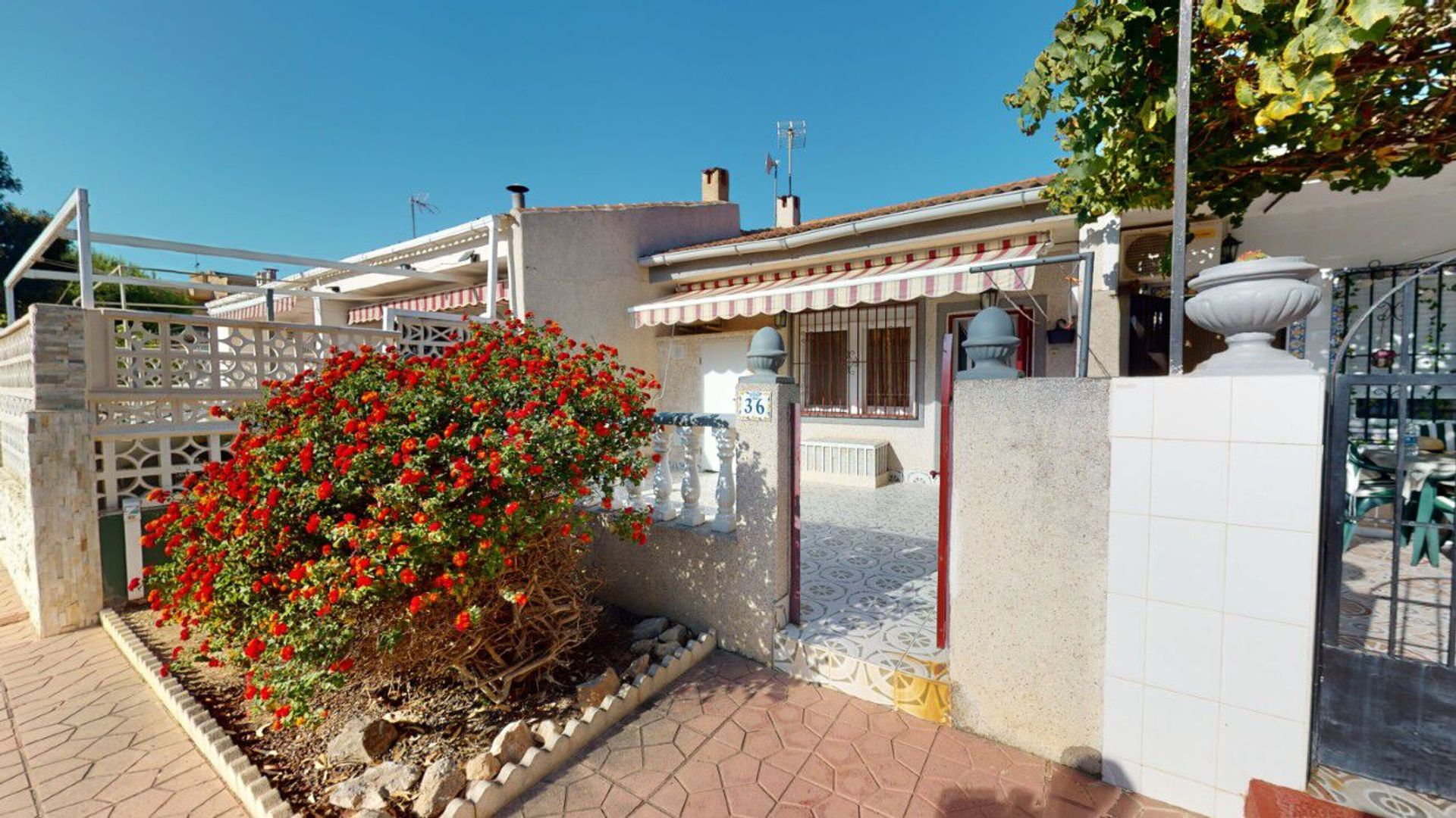 casa en Guardamar del Segura, Valencia 11333972