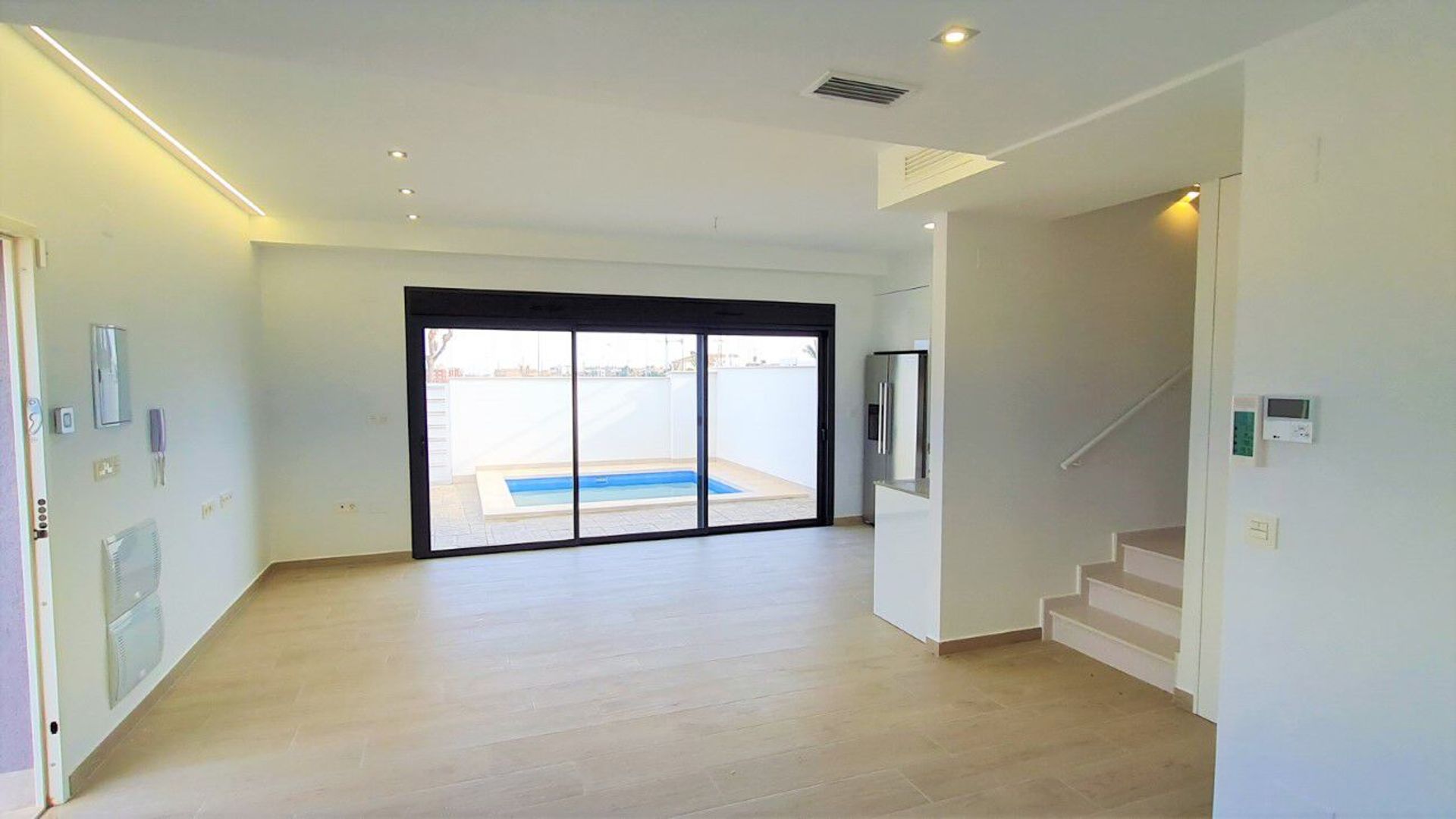 House in Campoamor, Valencia 11334177