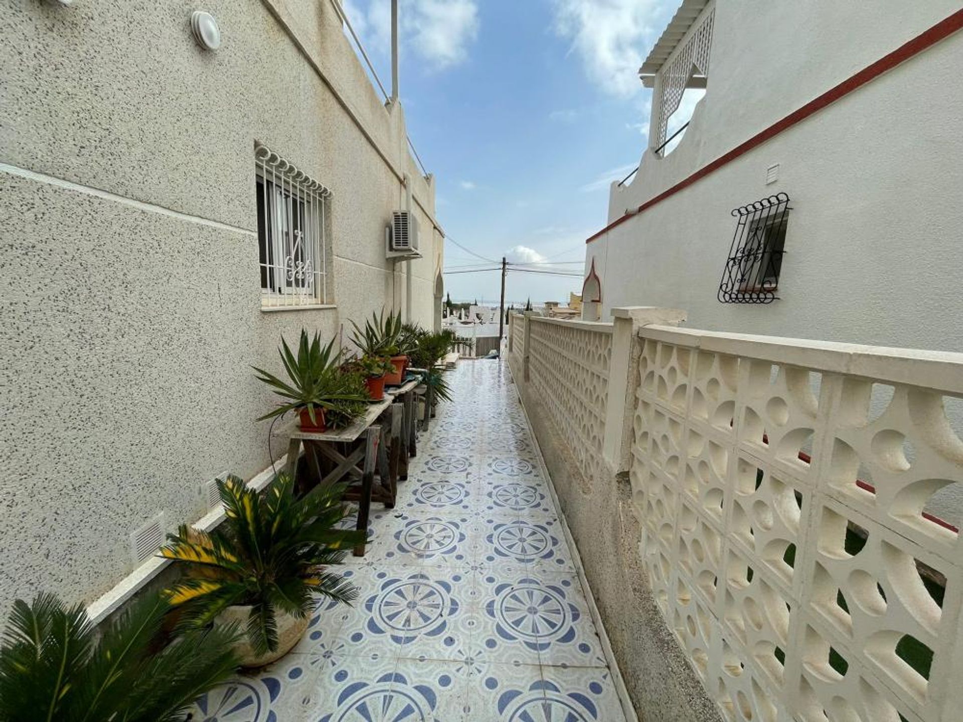 House in San Miguel de Salinas, Comunidad Valenciana 11334411