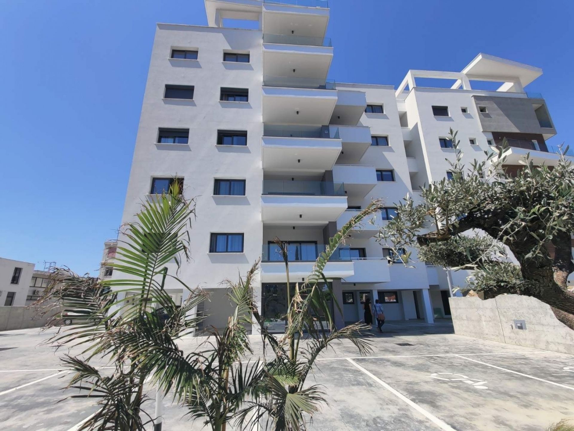 सम्मिलित में Limassol, Limassol 11335230