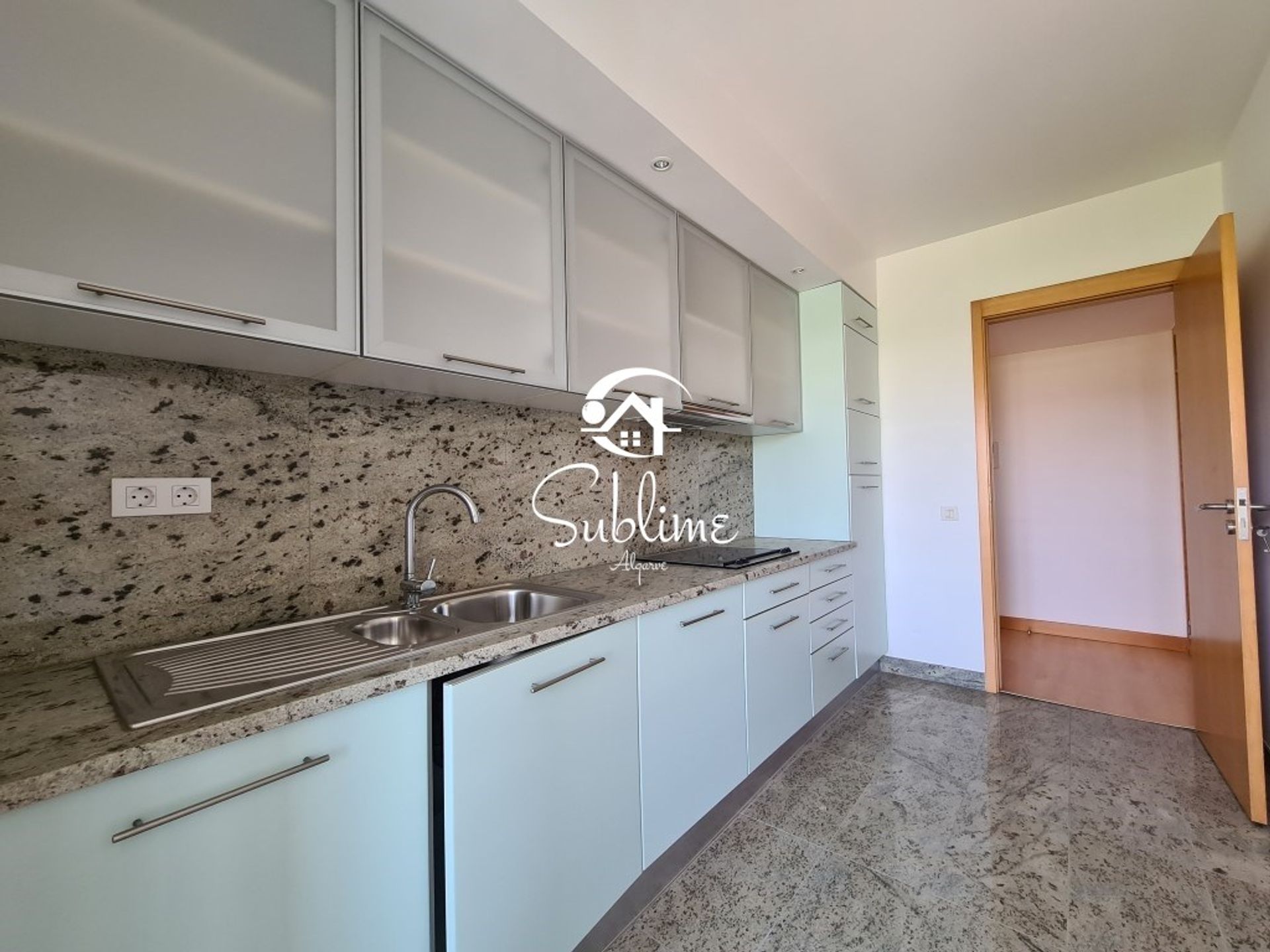 Condominium dans Lagos, Faro 11335848