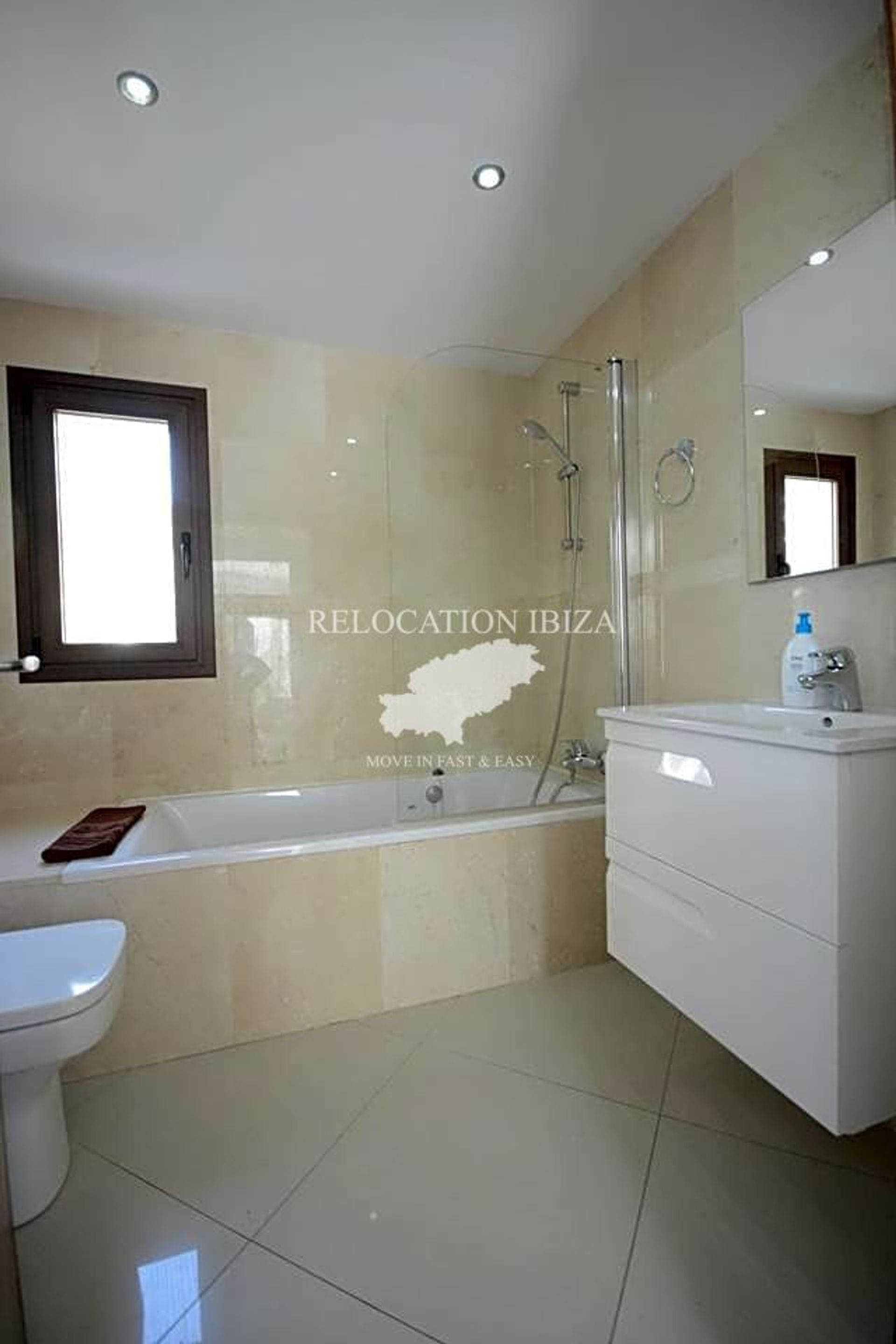 House in Sant Antoni de Portmany, Balearic Islands 11336312