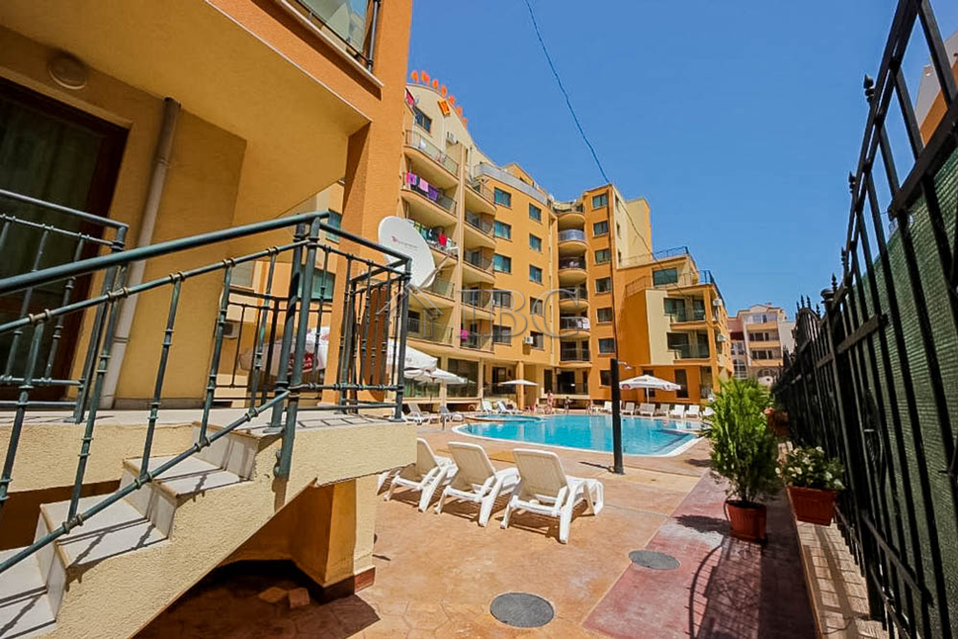 Condominium in Sunny Beach, Burgas 11336422