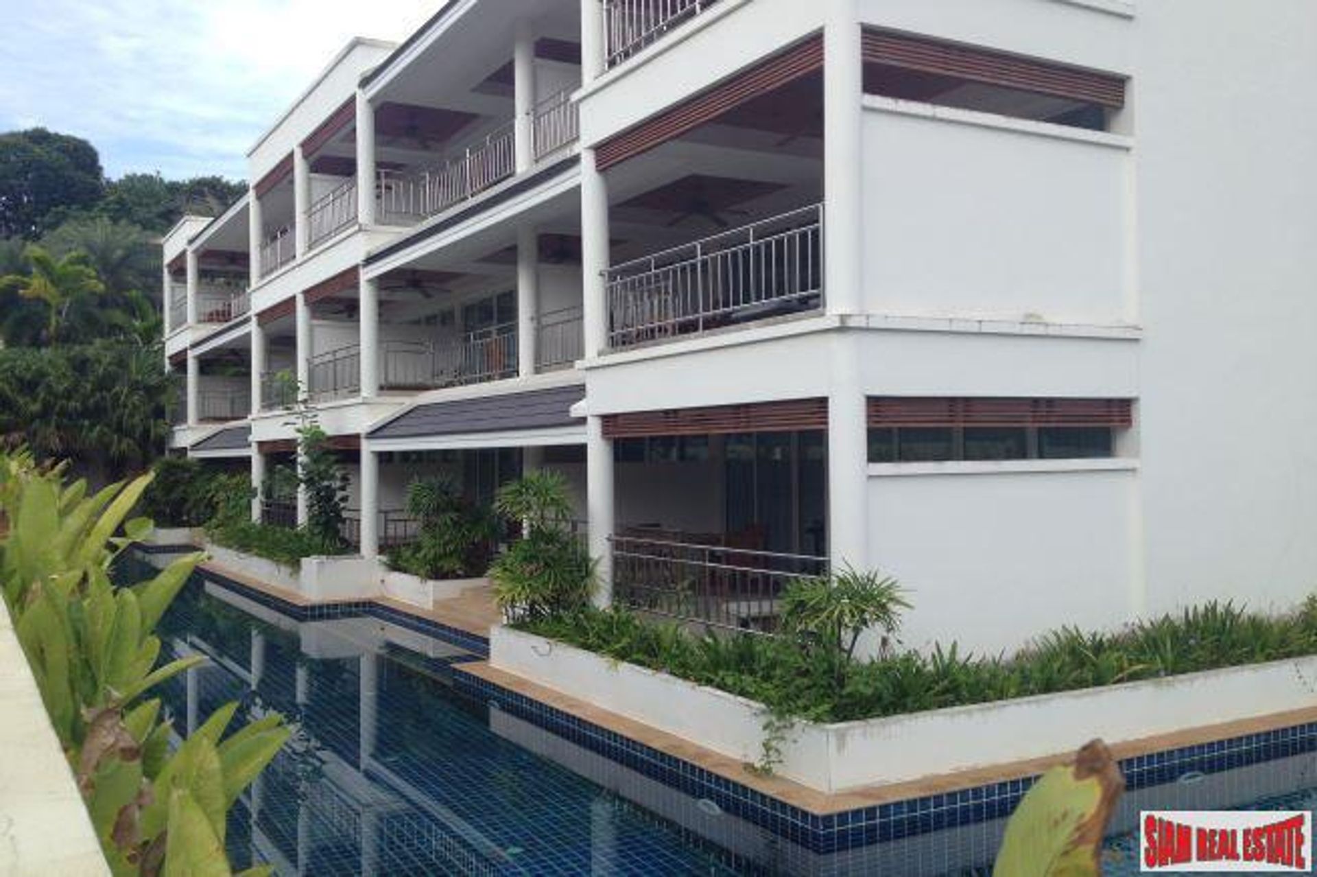 Condominium in Ban Laem Phanwa, Phuket 11336750