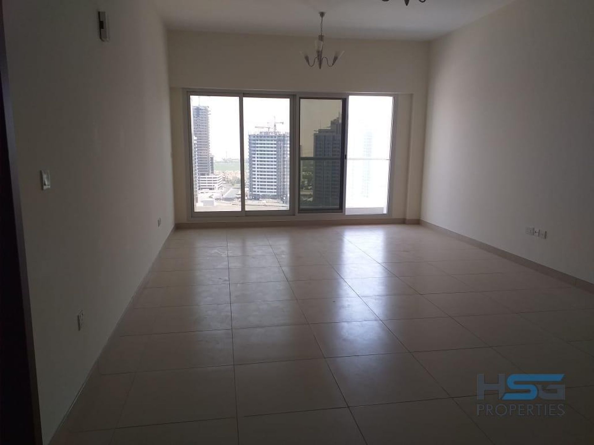 Condominium dans Warisan, Dubaï 11337810