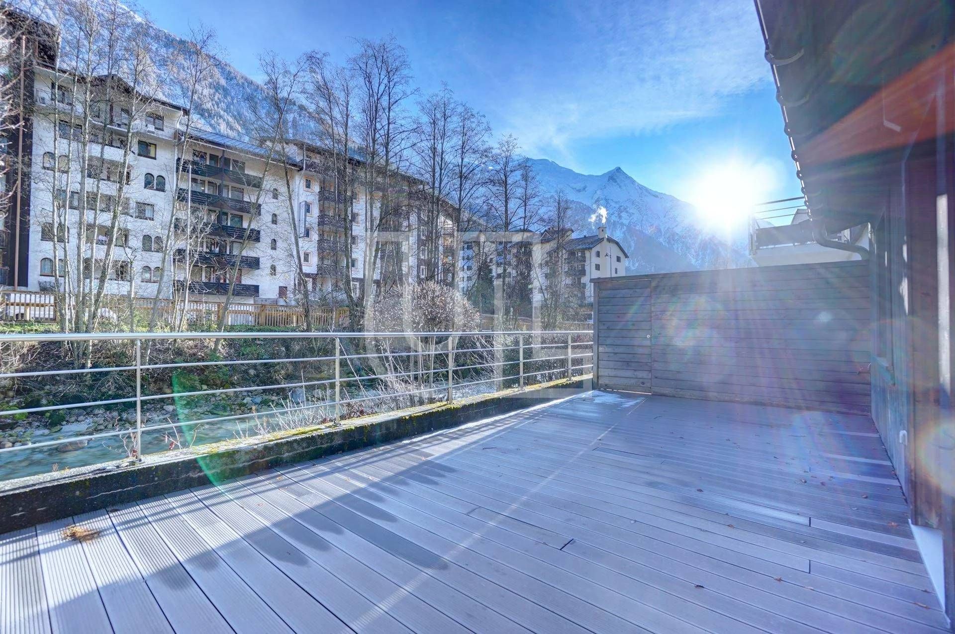 Condominium dans Les Praz de Chamonix, Auvergne-Rhône-Alpes 11338821