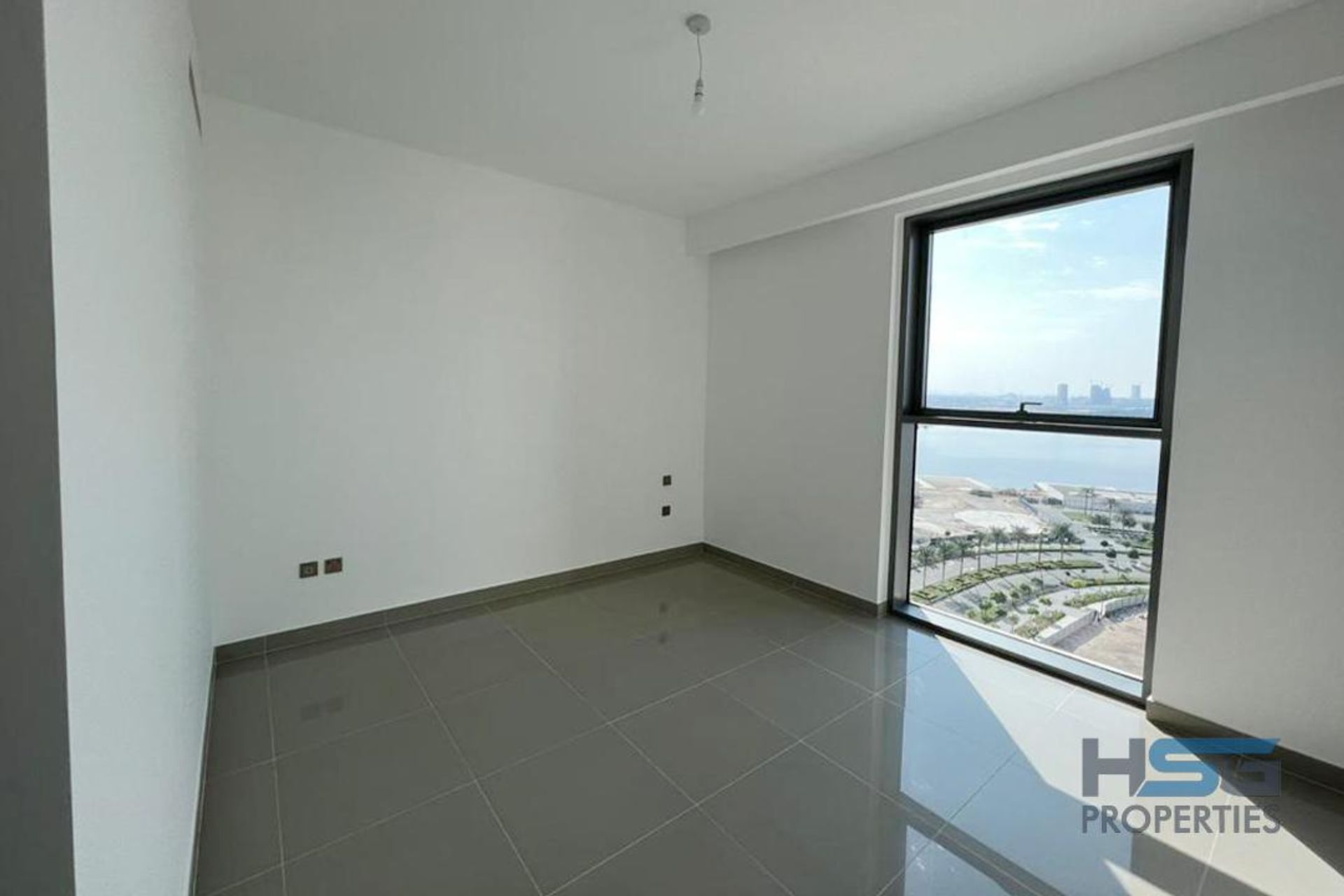 Condominium in Dubai, Dubai 11339545