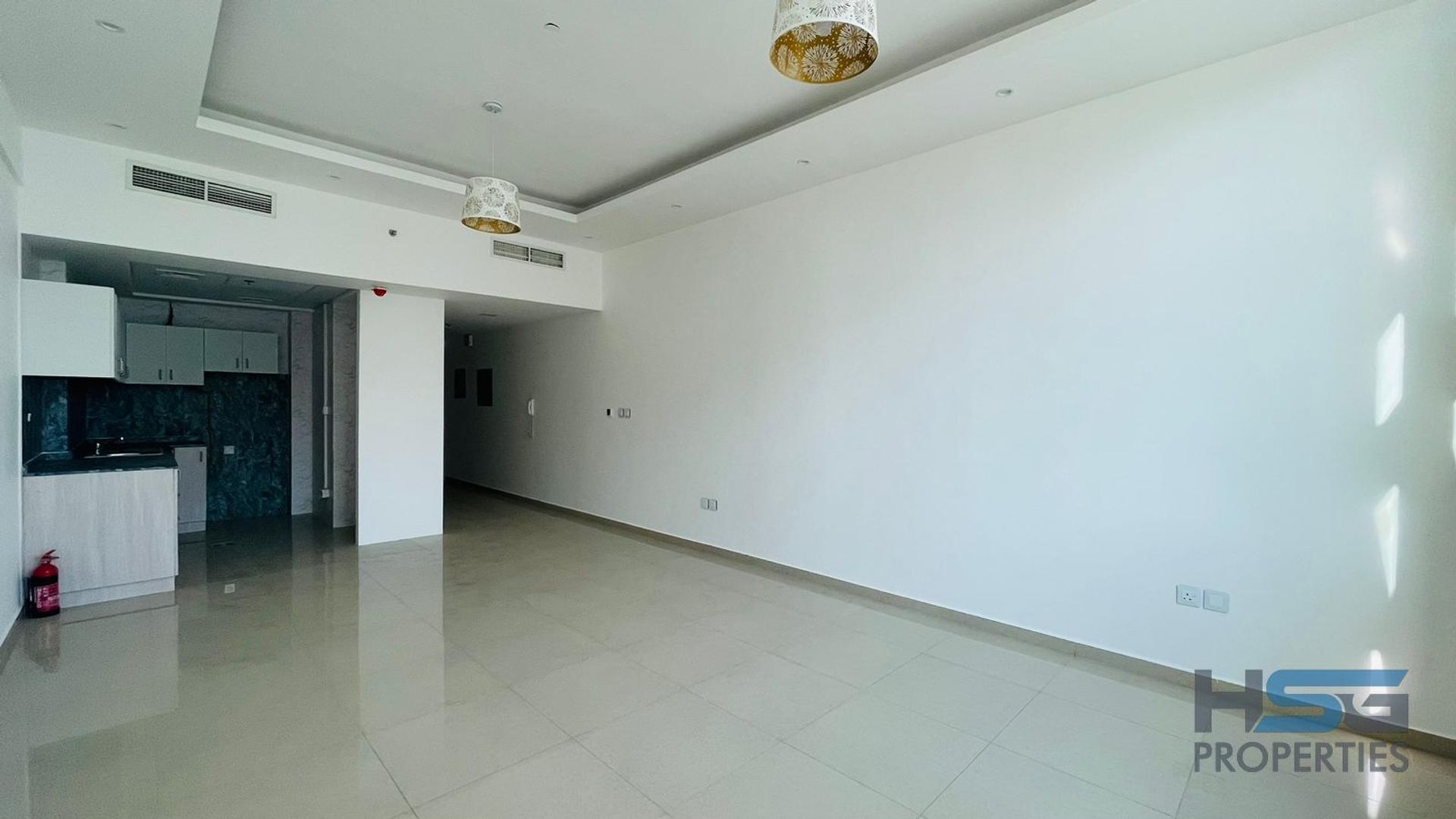 Condominium in Warisaan, Dubayy 11339547