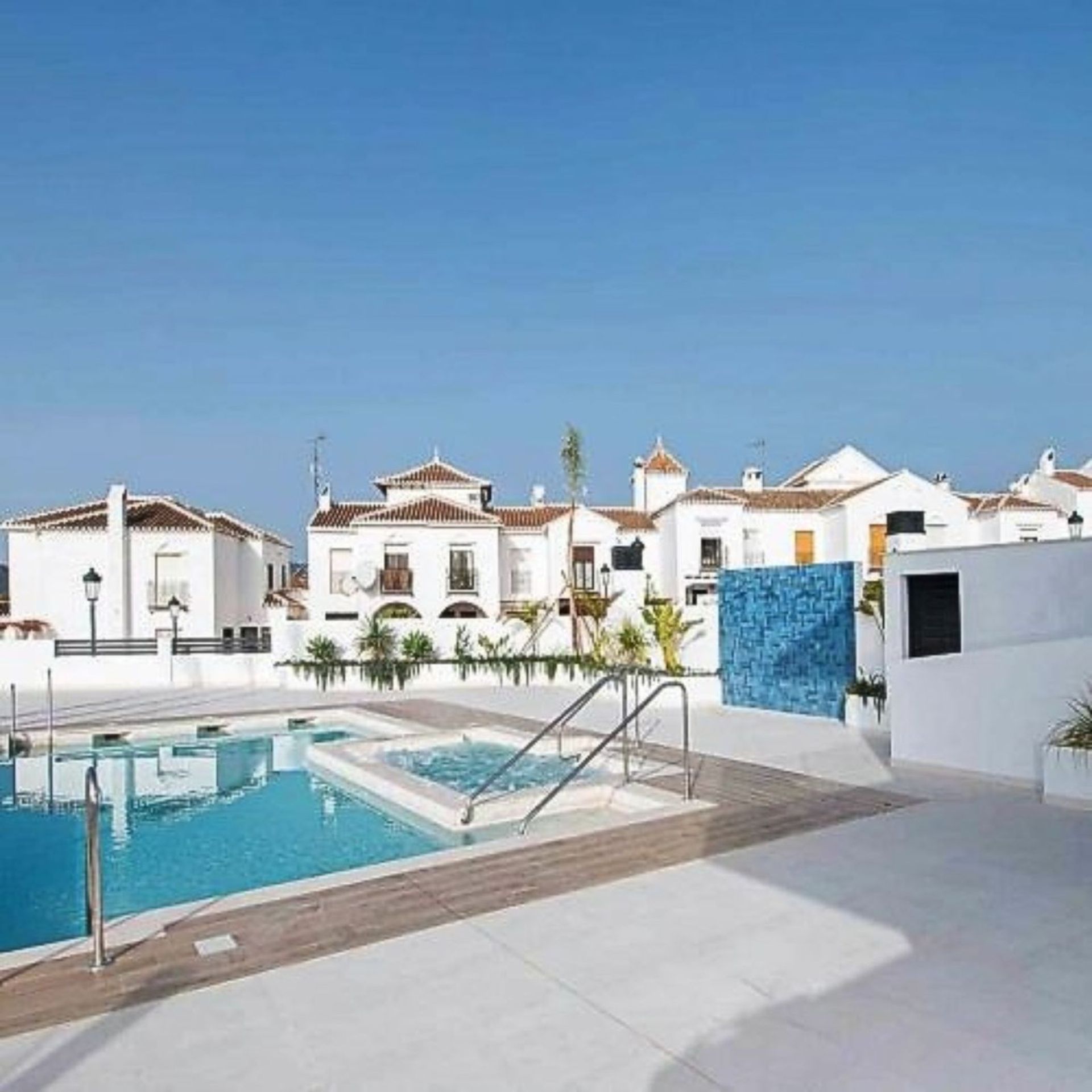 rumah dalam Nerja, Andalucía 11339573