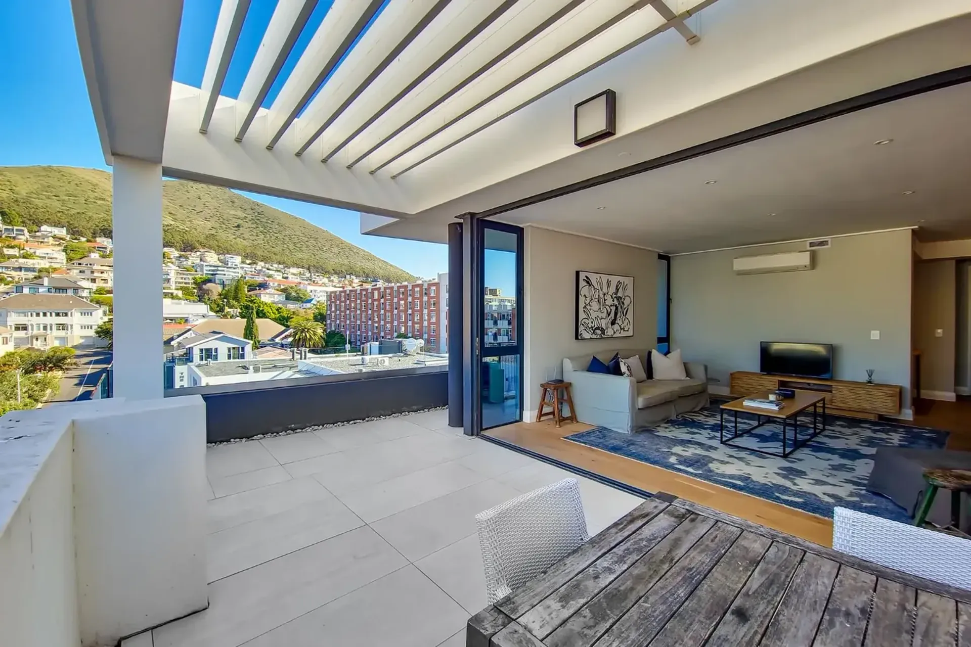 Condominium in Cape Town, 35 Main Road 11340661