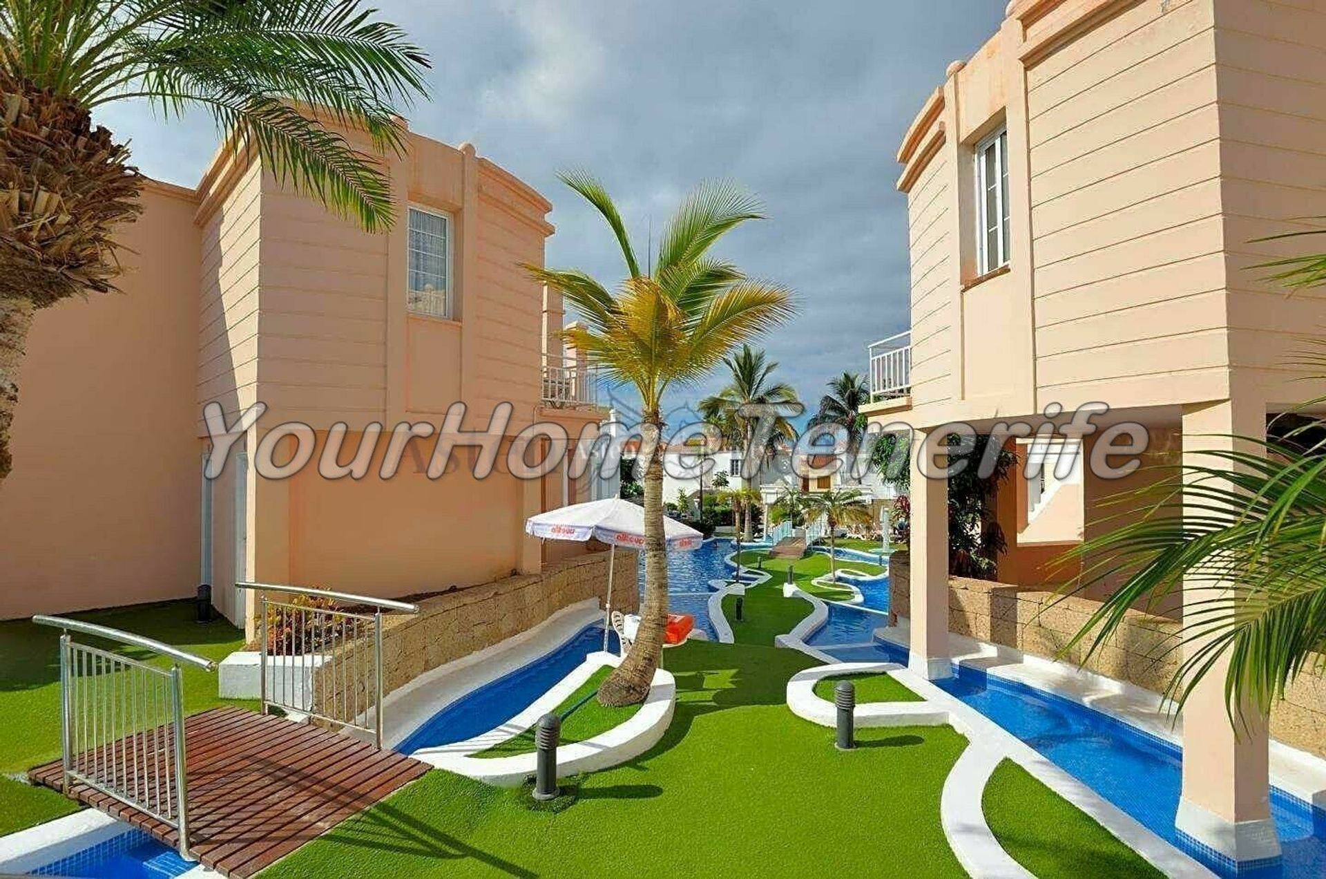 Condominium in Adeje, Canary Islands 11340950