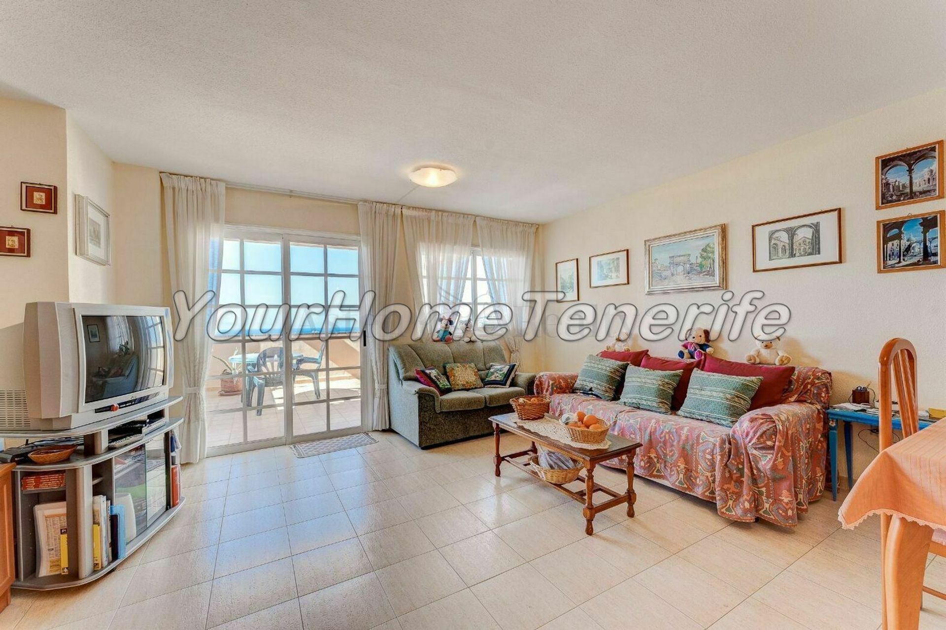 Condominium in Los Cristianos, Canarische eilanden 11341142