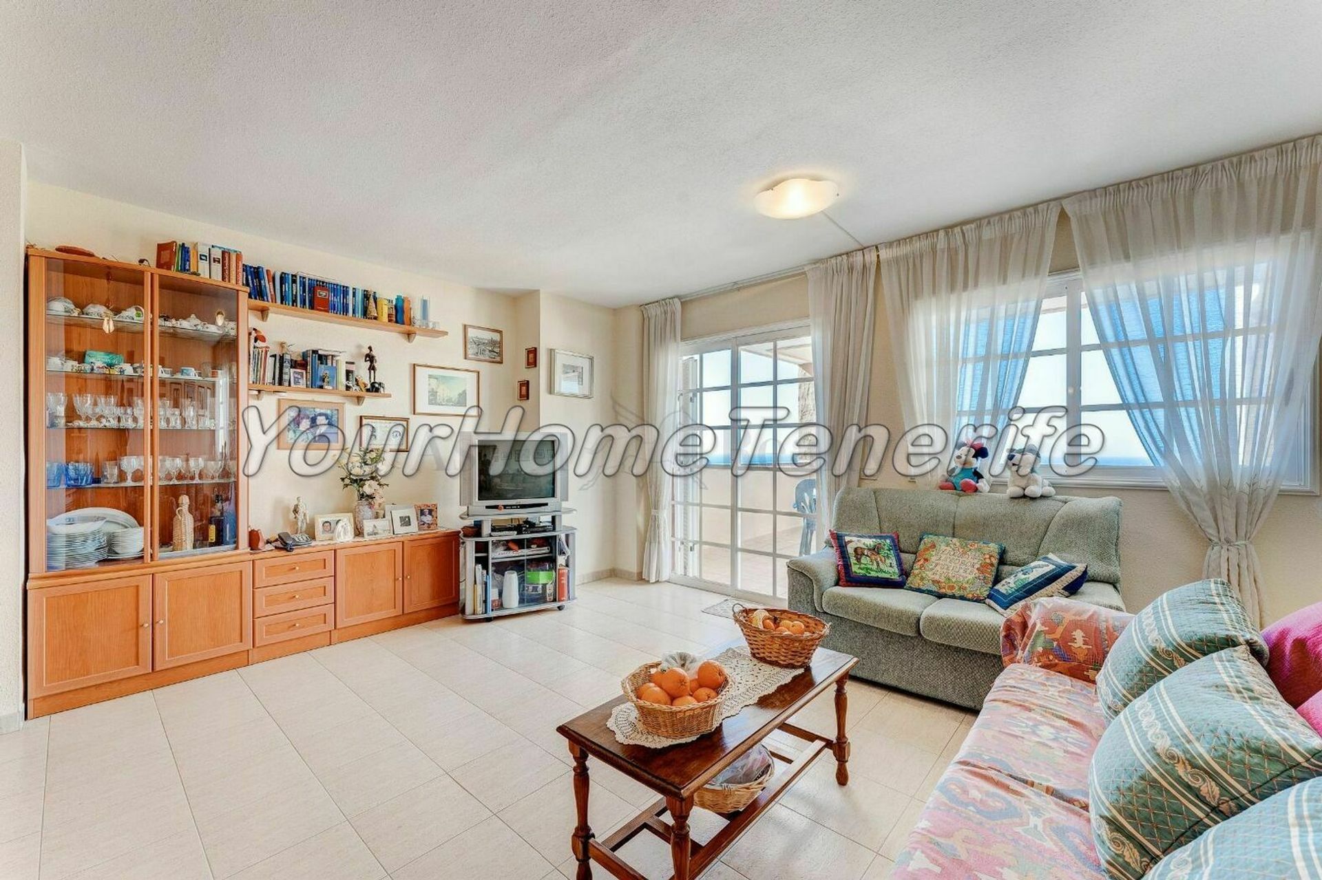 Condominium in Los Cristianos, Canarische eilanden 11341142