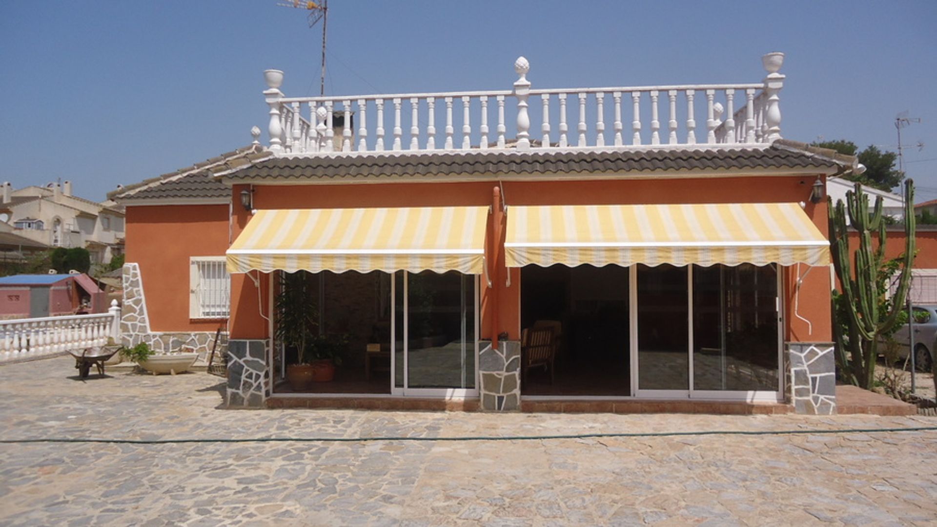 Huis in La Marina, Valencia 11342255