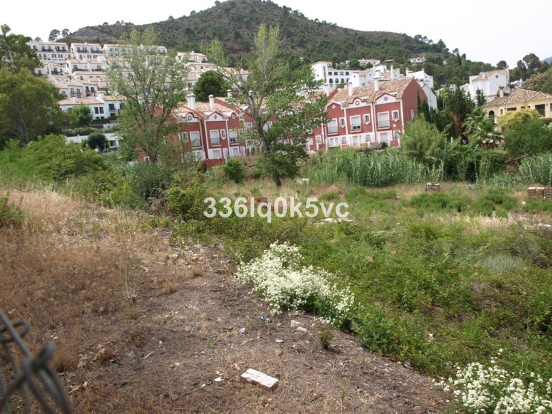 Land in Benahavis, Andalusia 11342313