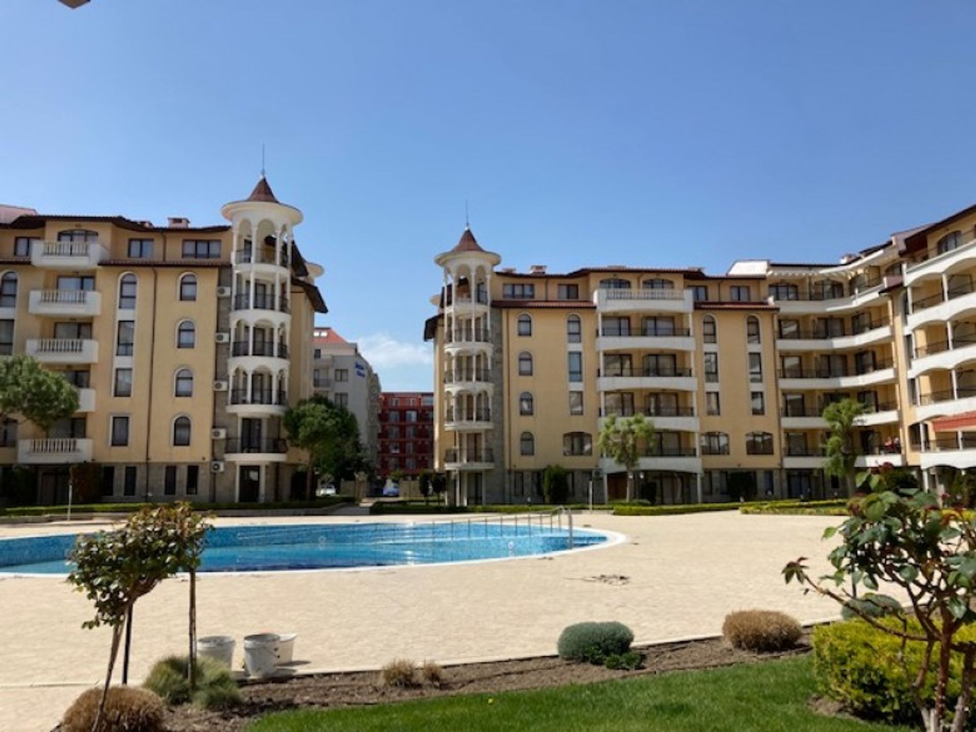 Condominium dans , Burgas 11342364