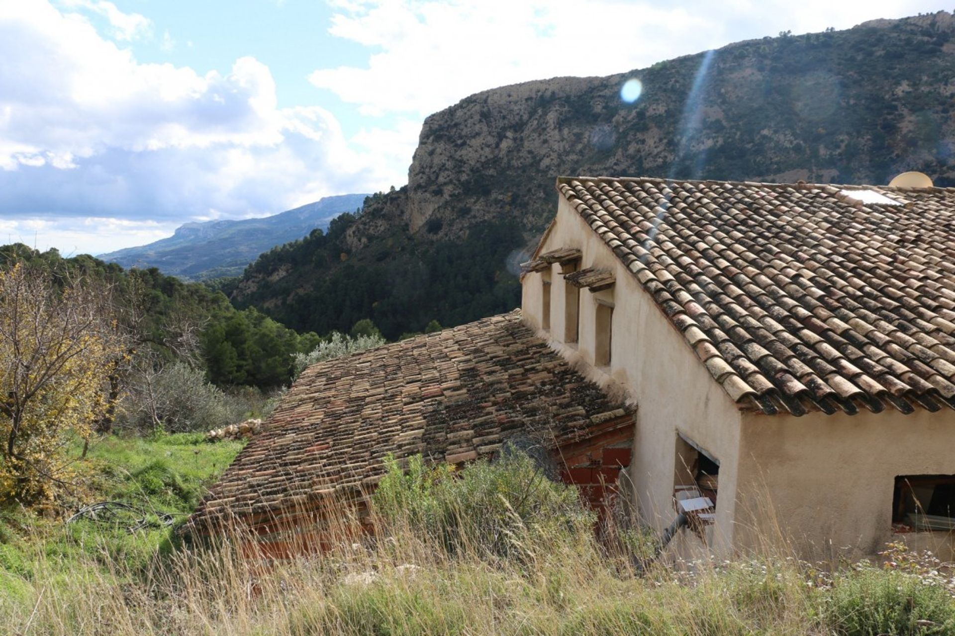 房子 在 El Castell de Guadalest, Valencian Community 11343209