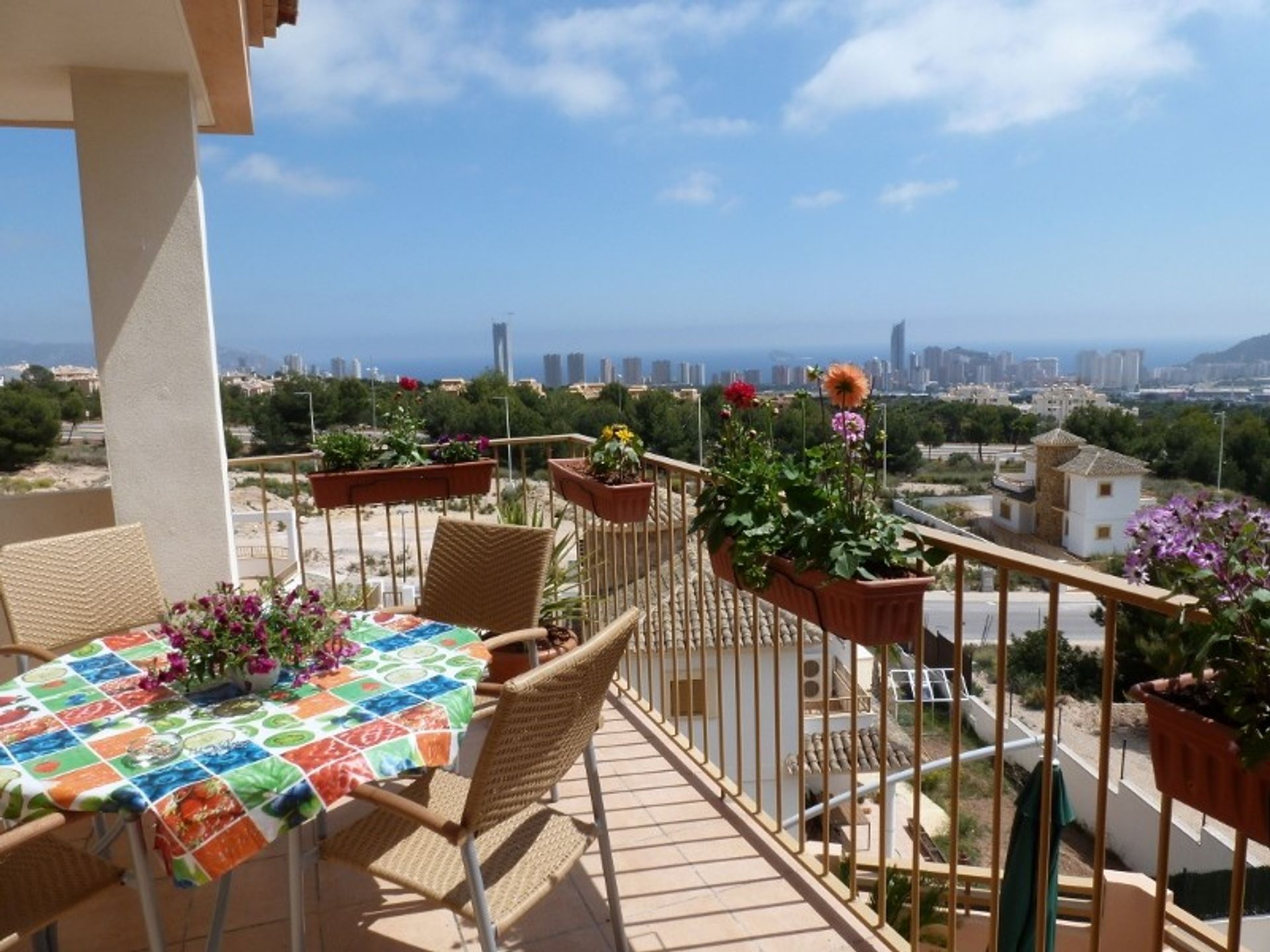 Condominium in Alicante, Valencia 11343774