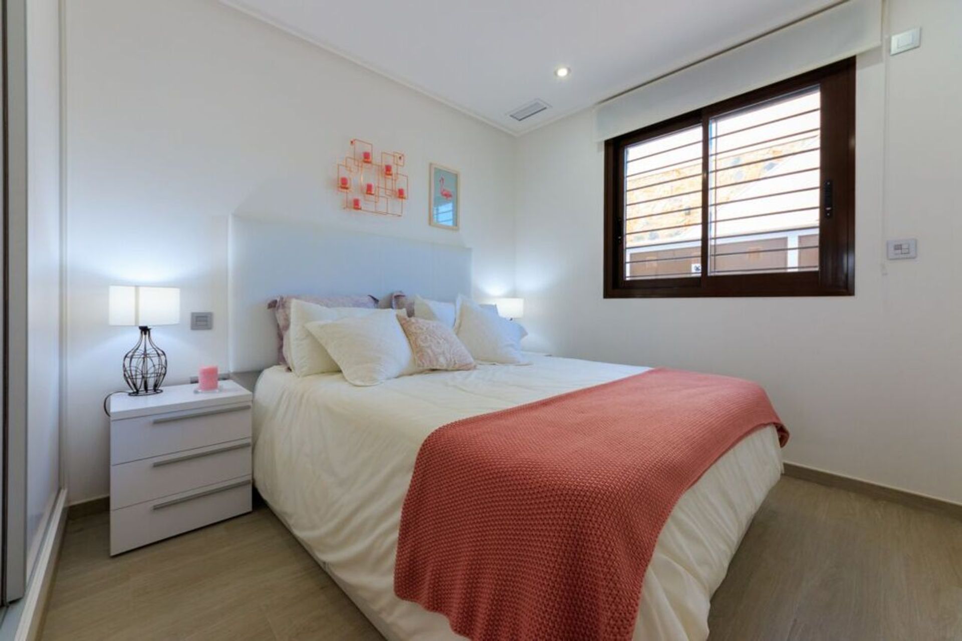 Condominium dans Torrevieja, Valence 11344188