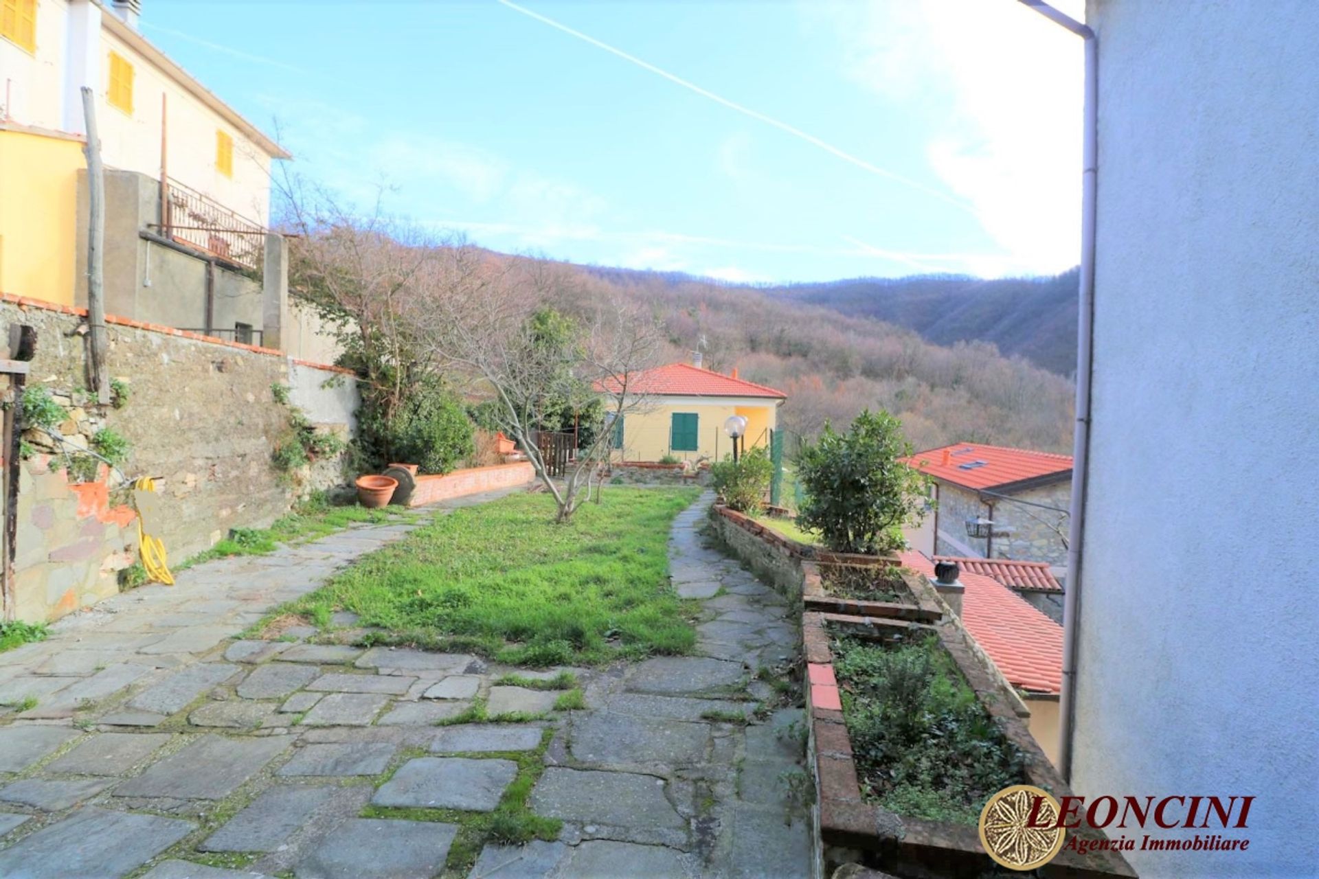 rumah dalam Bagnone, Tuscany 11344426