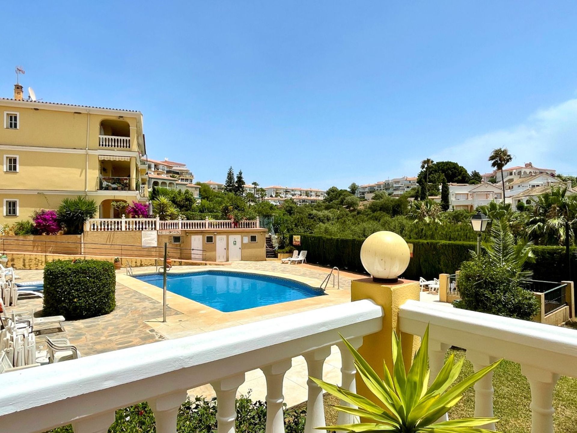 Condominium in Las Lagunas de Mijas, Andalucía 11348225