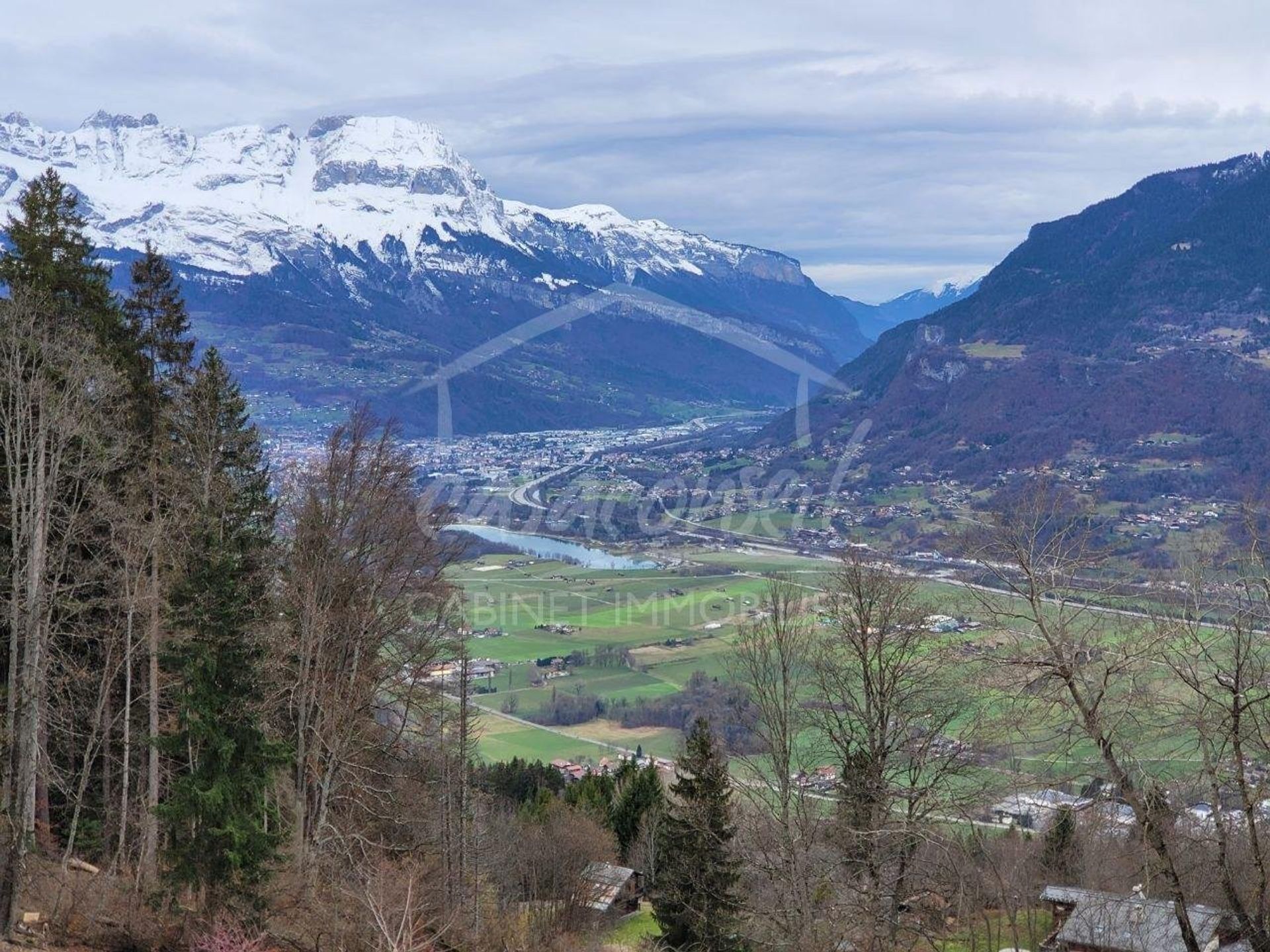 Γη σε Saint-Gervais-les-Bains, Ωβέρνη-Ροδανός-Άλπεις 11348448