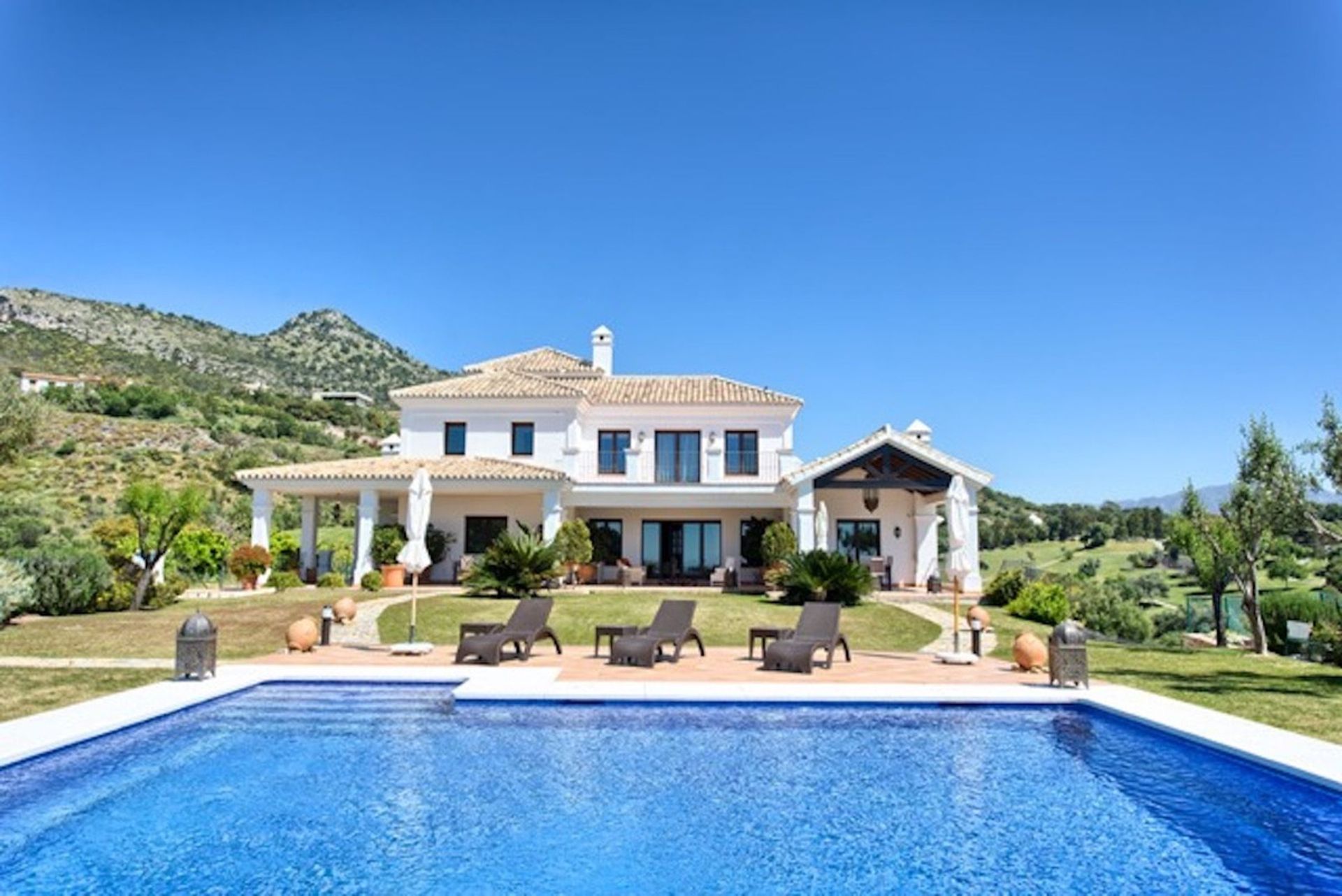 House in Benahavis, Andalusia 11348456