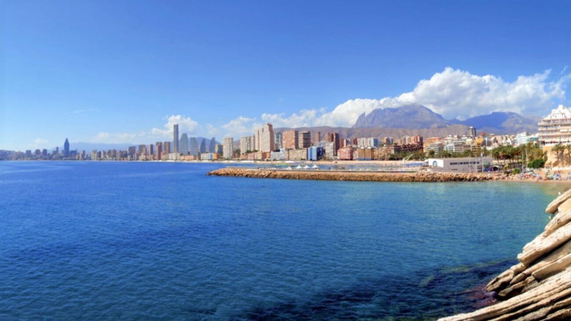 קוֹנדוֹמִינִיוֹן ב Benidorm, Comunidad Valenciana 11348742