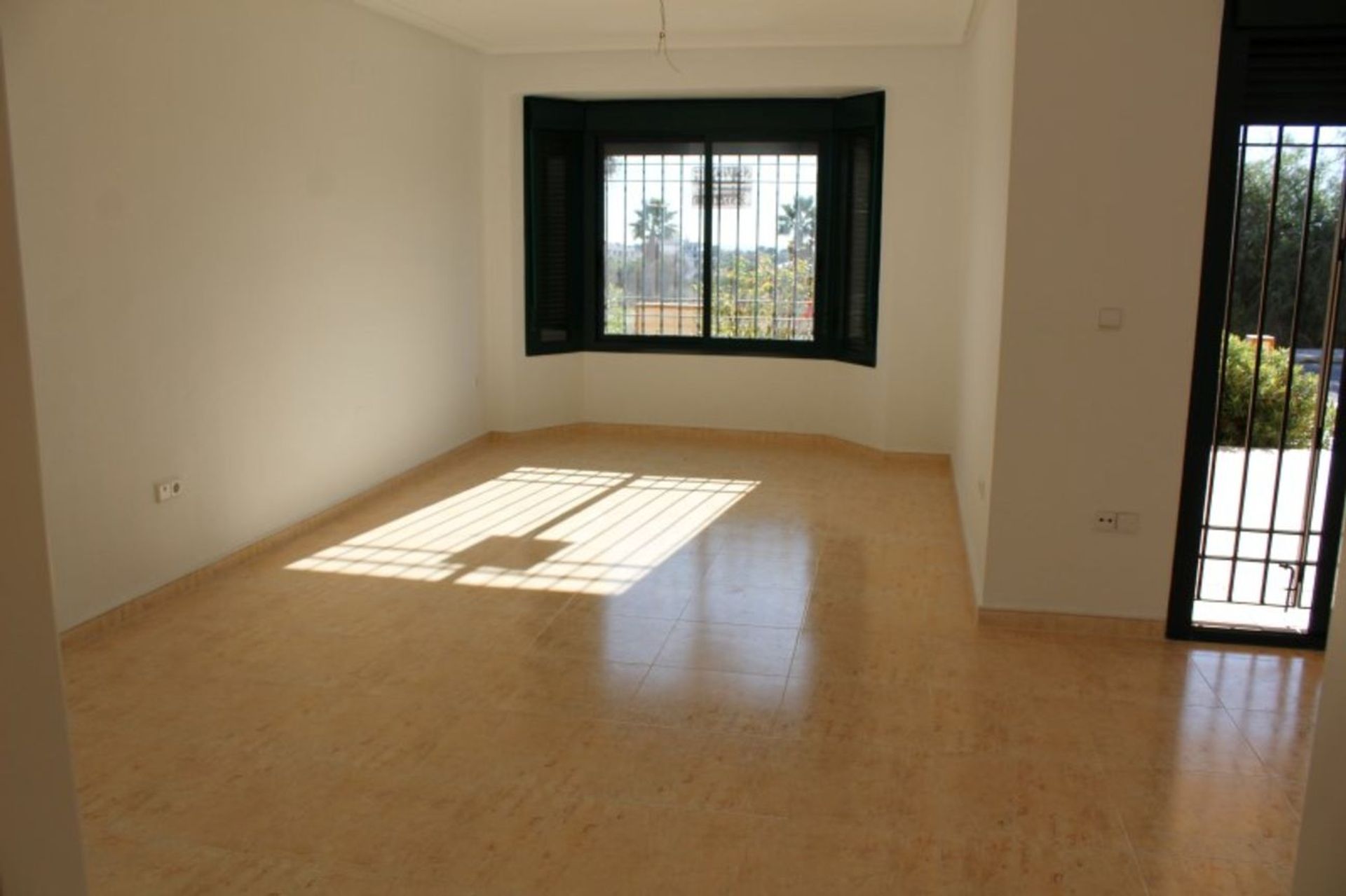 Rumah di Kampoamor, Valencia 11349663