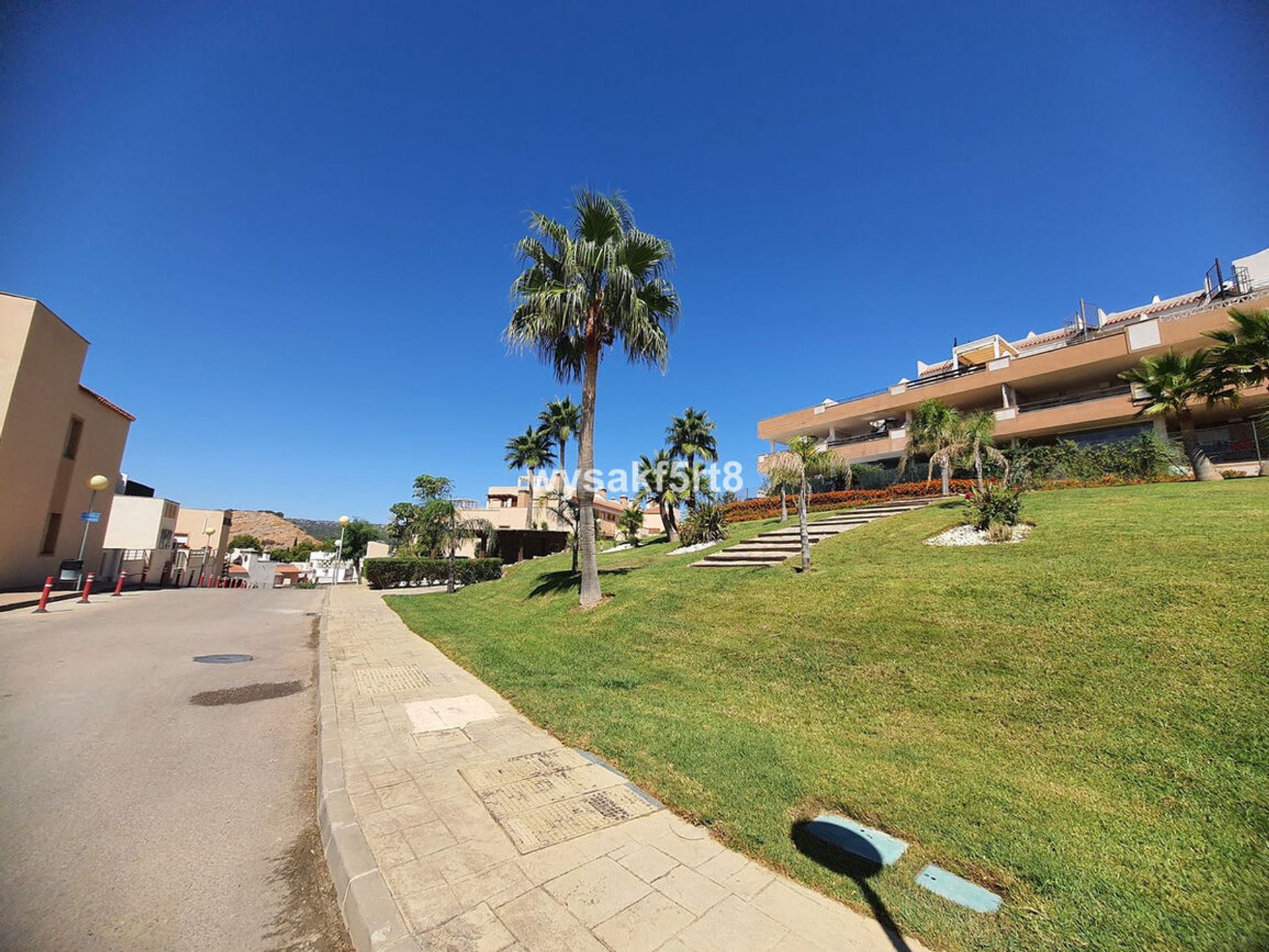 Condominio nel San Luis de Sabinillas, Andalusia 11350214