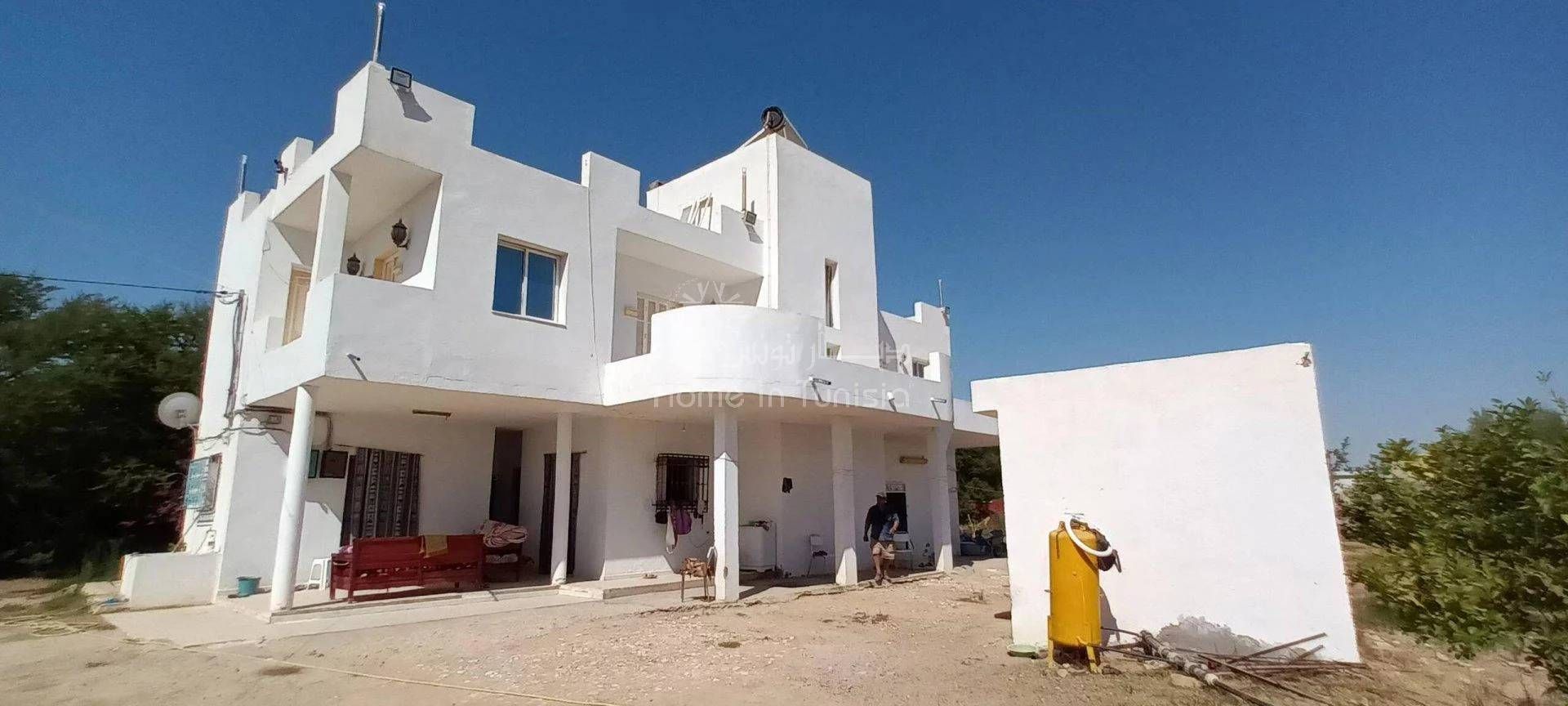 بيت في Sidi Al-Hani, Sousse 11352537