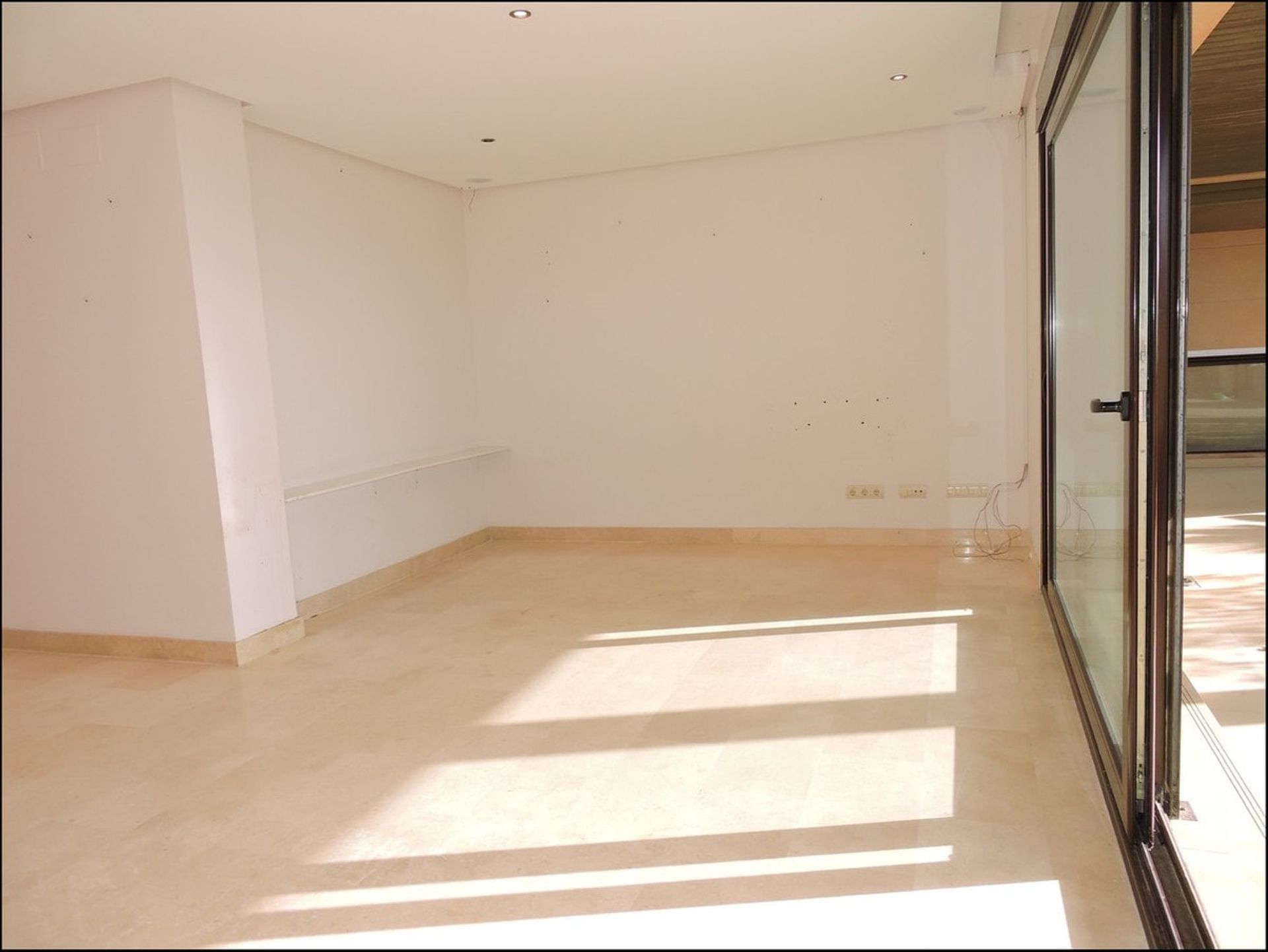 Condominio en Manilva, Andalucía 11353732