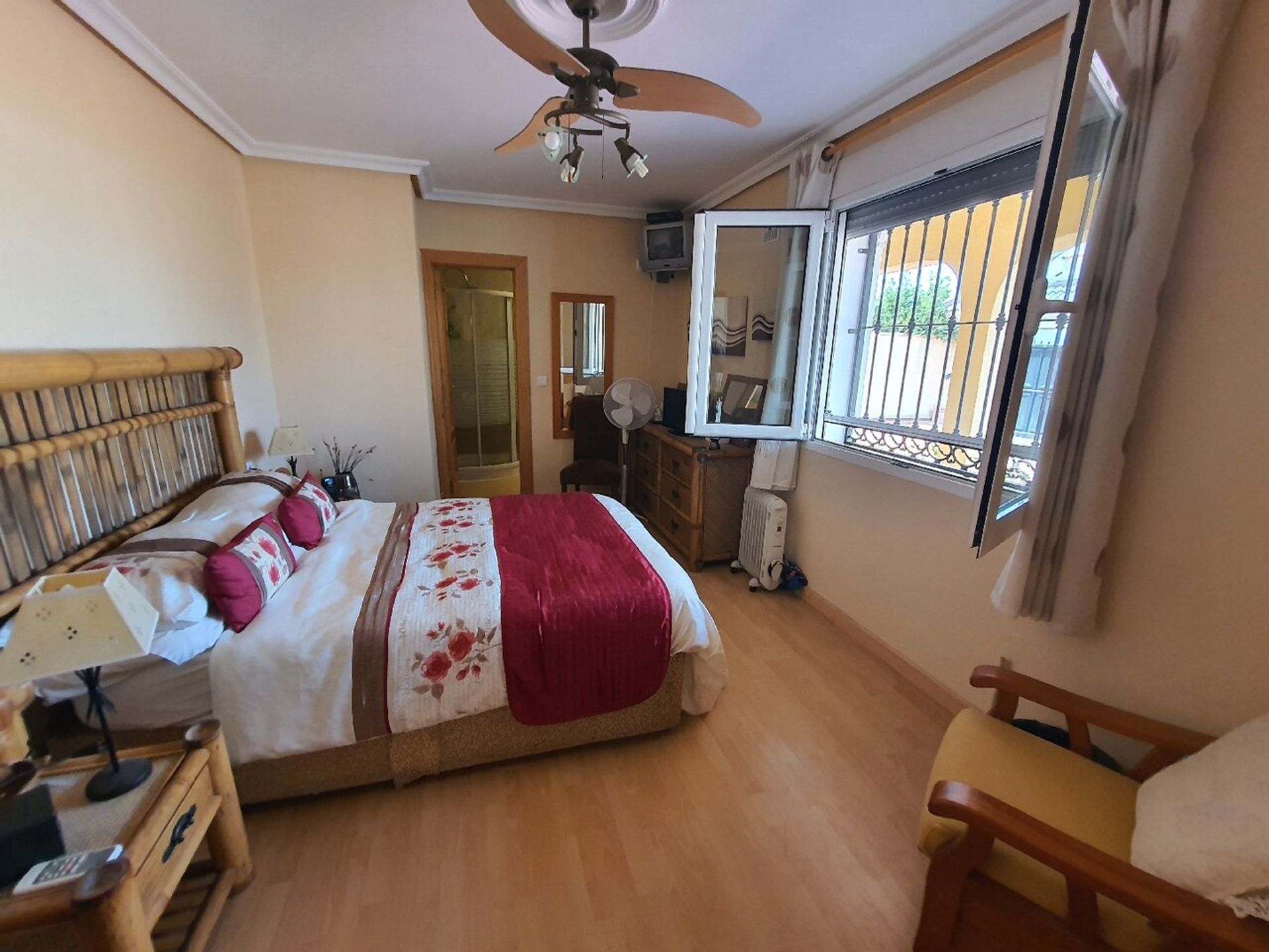 Huis in Torrevieja, Comunidad Valenciana 11354811