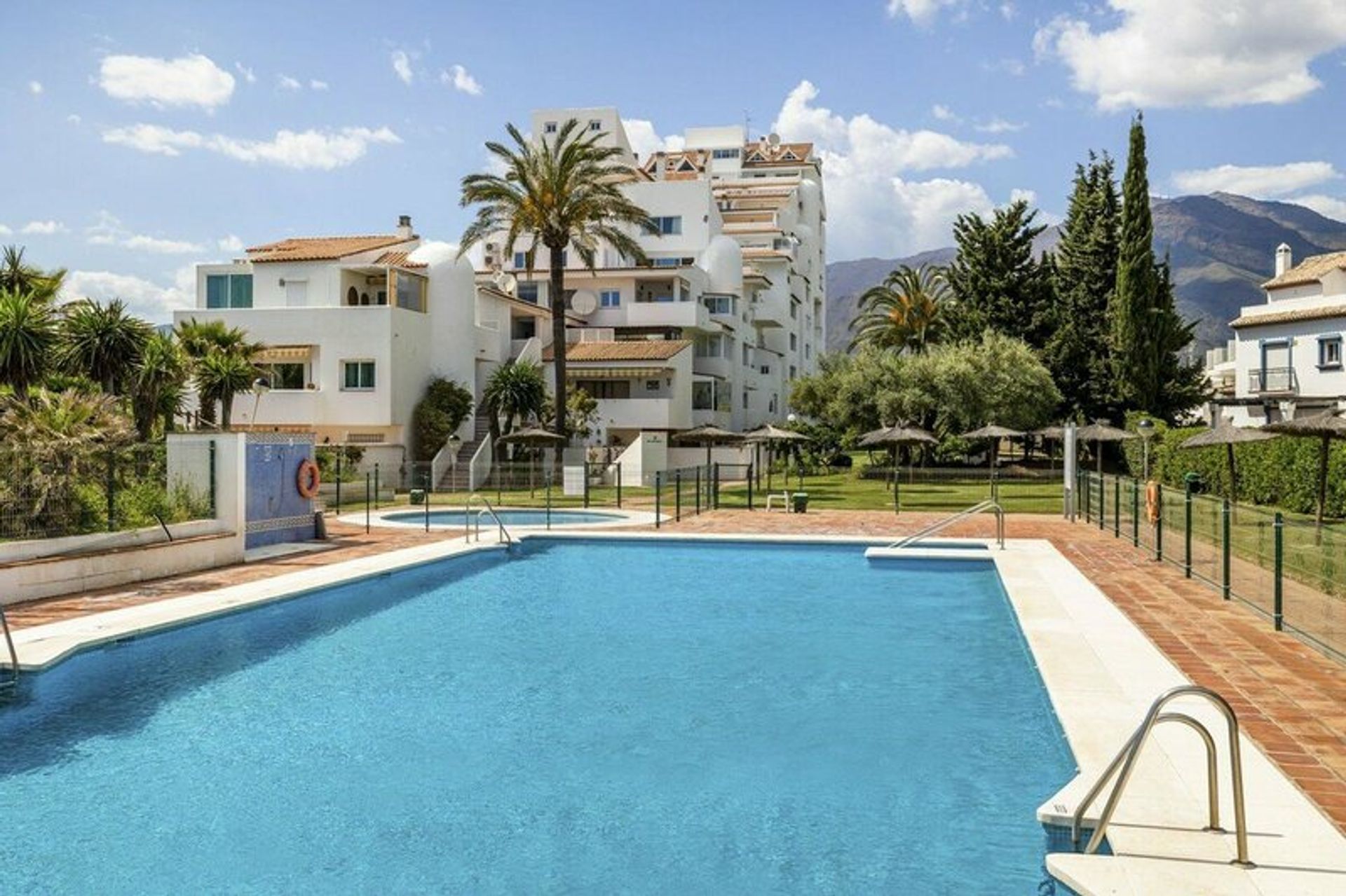 Dom w Estepona, Andaluzja 11355112