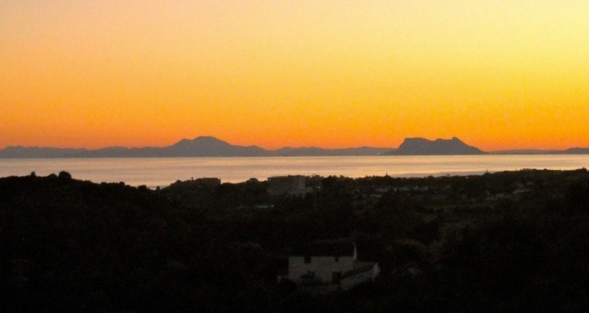 Tanah di Estepona, Andalusia 11355297