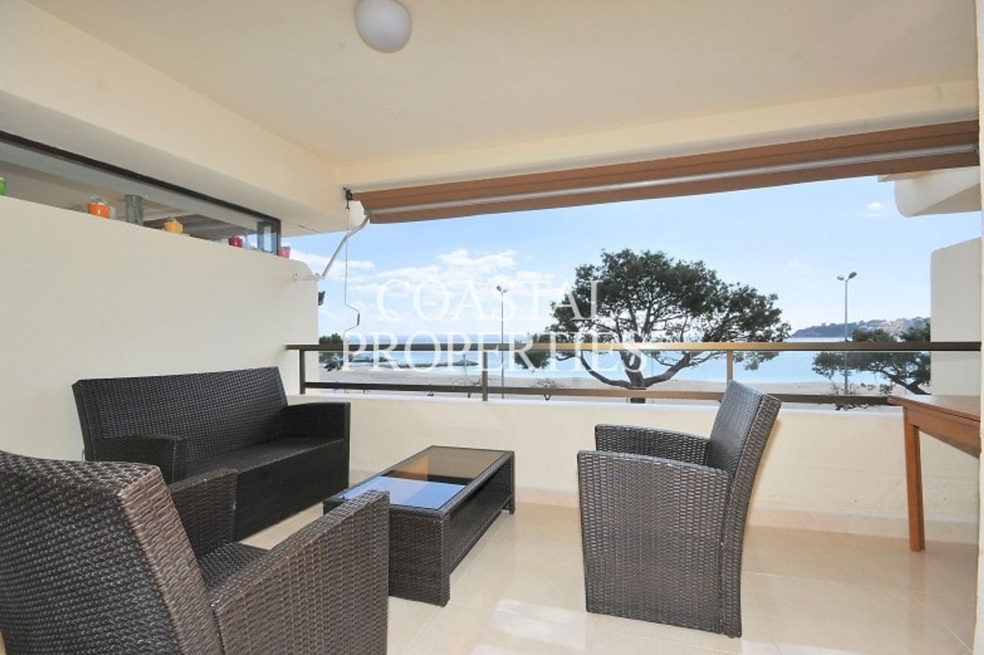 Condominium in Calvia, De Balearen 11355766