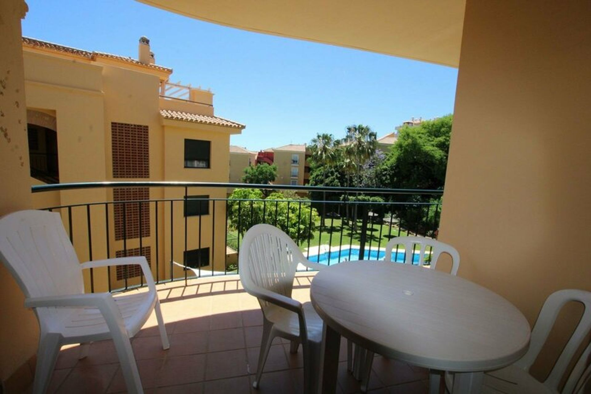 Condominium in Fuengirola, Andalusië 11356075