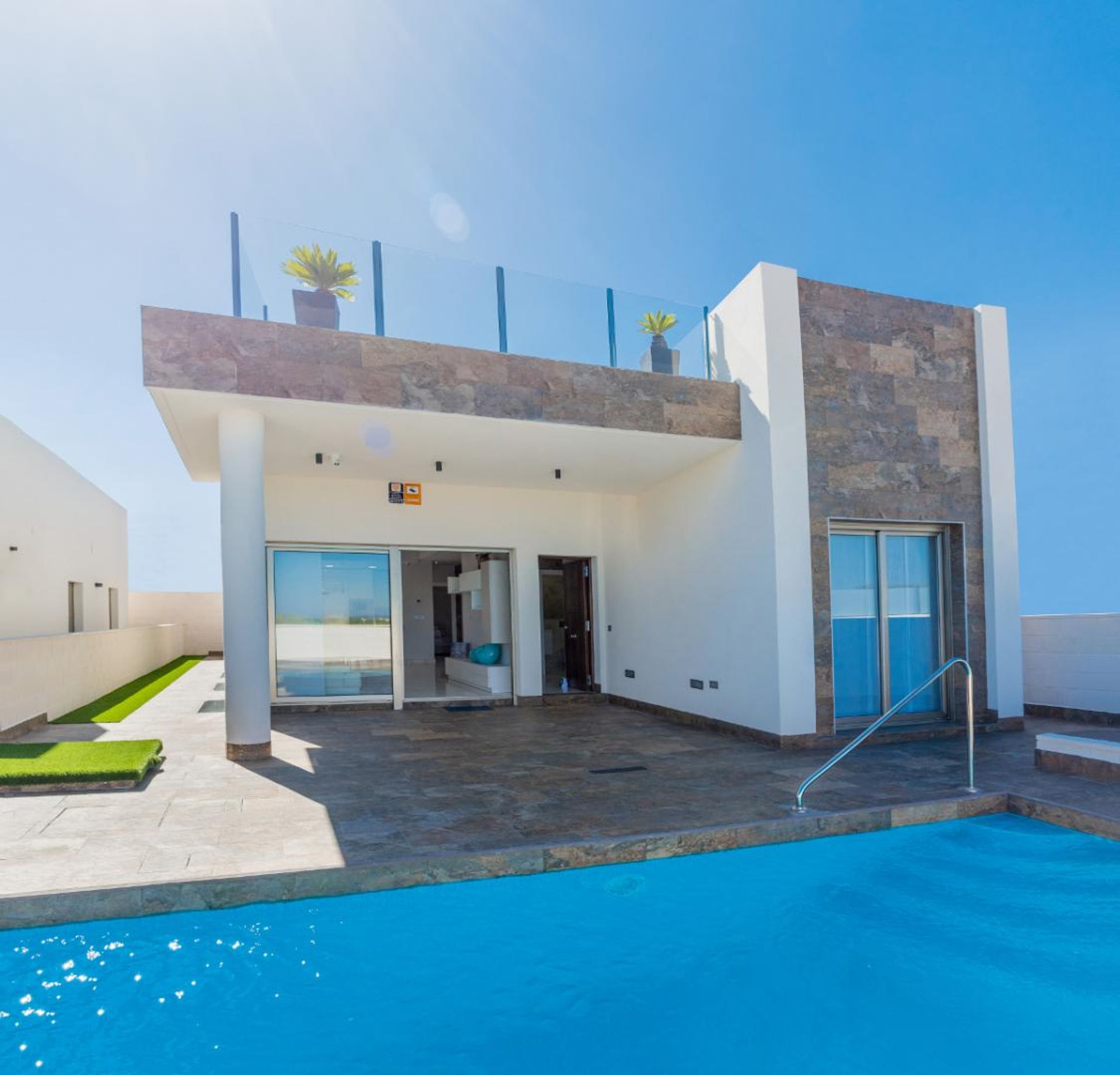 House in San Miguel de Salinas, Valencia 11356433