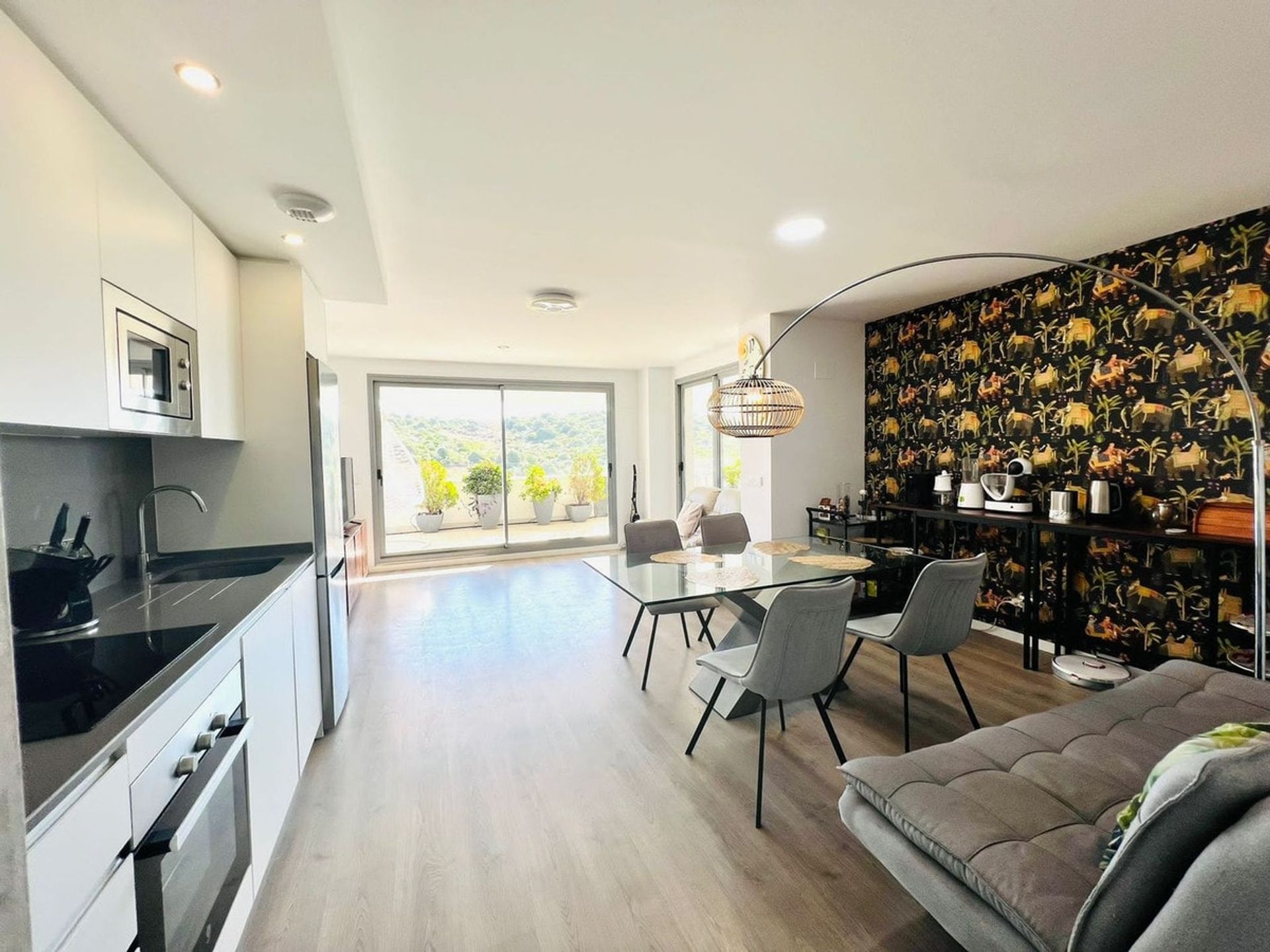 Condominio nel Estepona, Andalusia 11356836