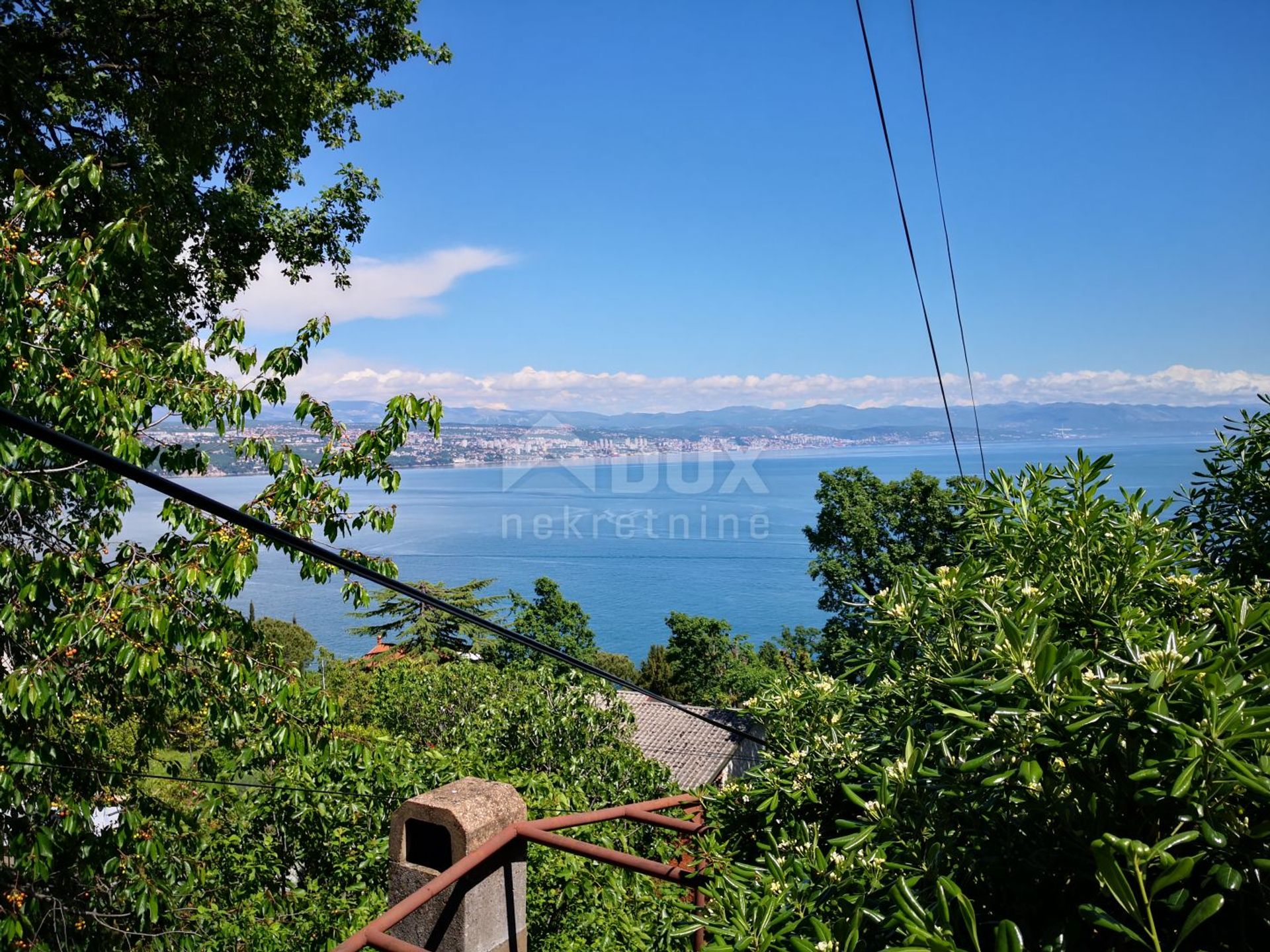 Condominio en Opatija, Primorje-Gorski Kotar County 11358306