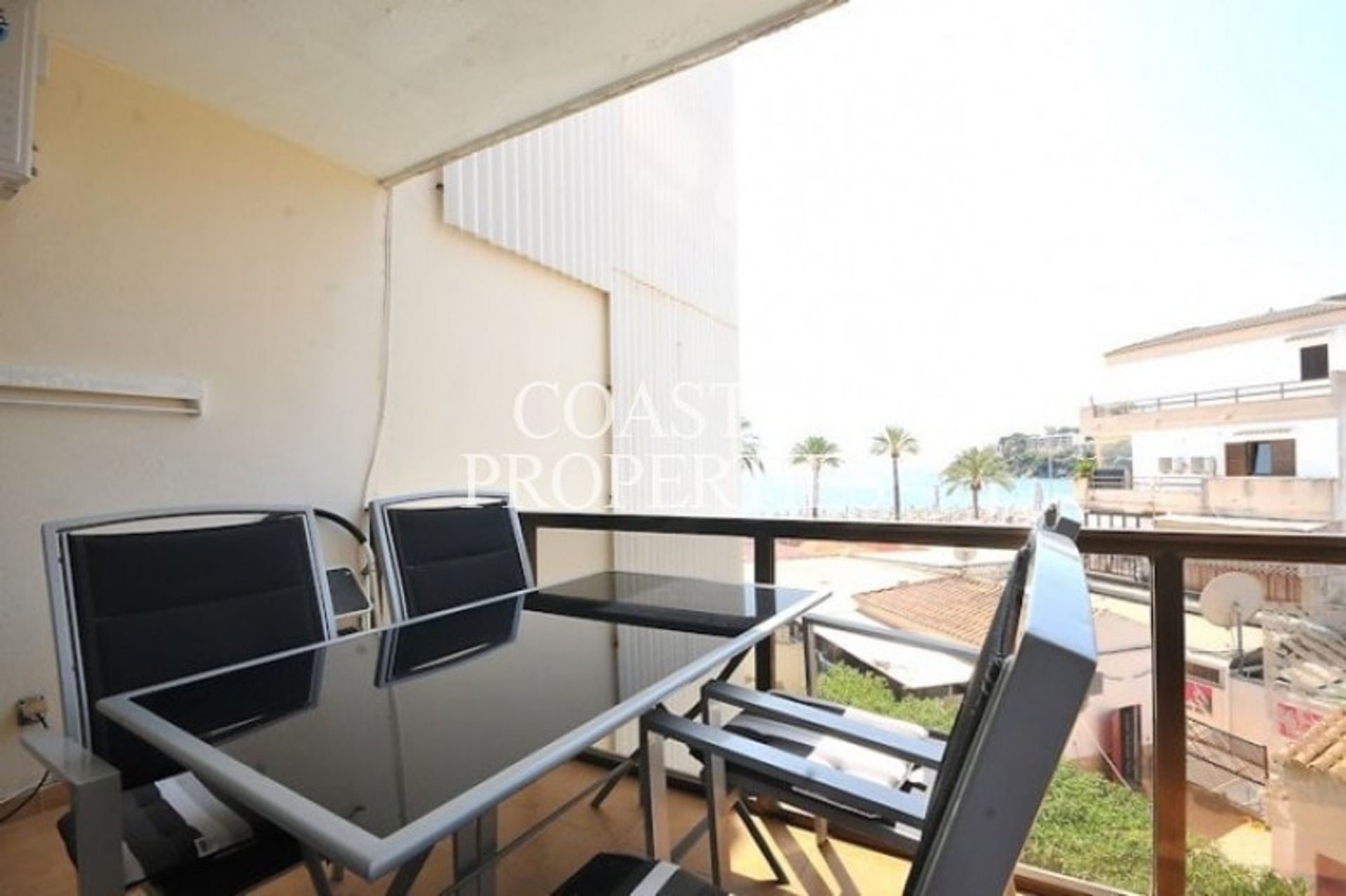 Condominium in Calvià, Illes Balears 11359368