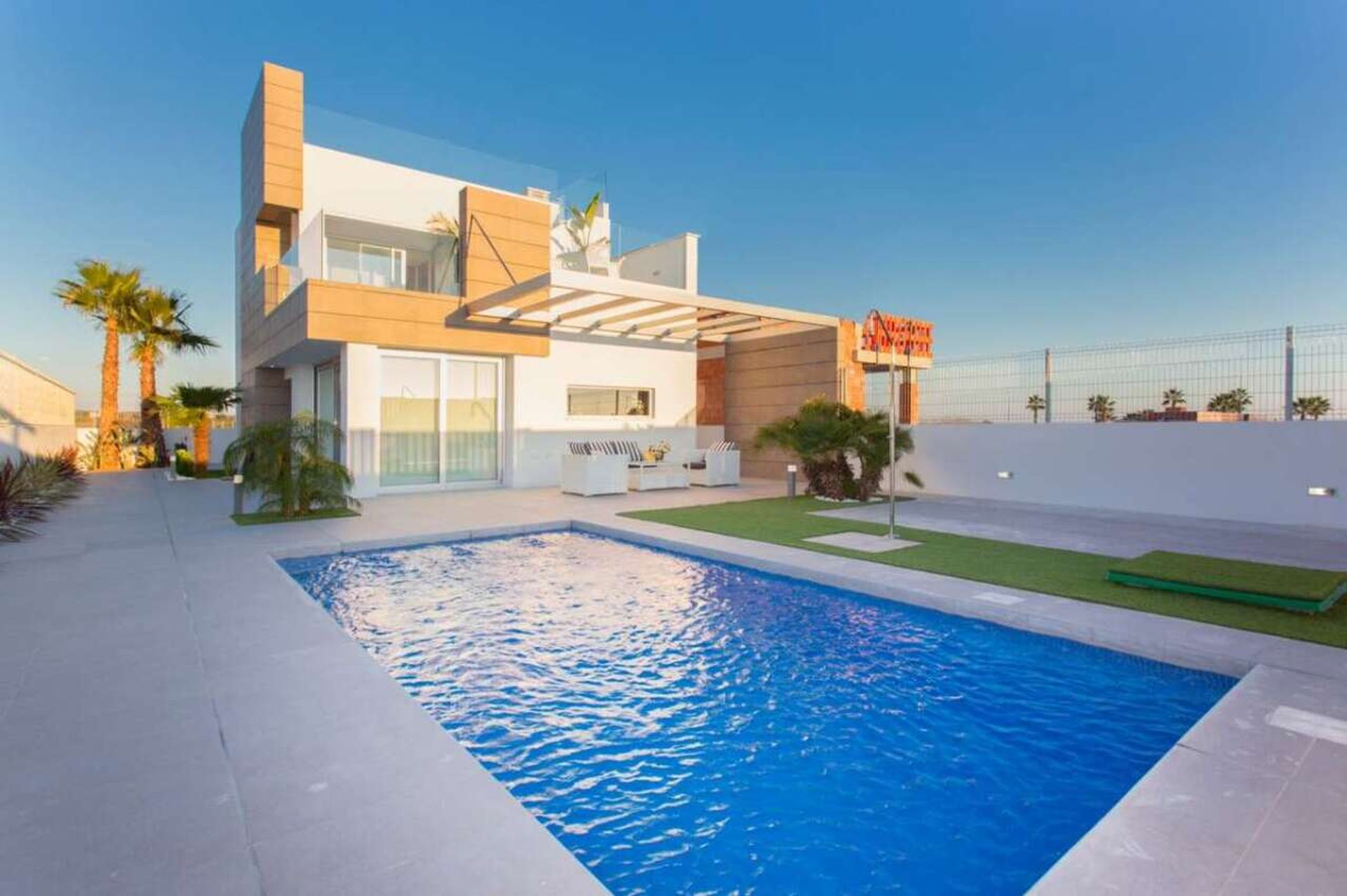 House in Guardamar del Segura, Valencia 11359590