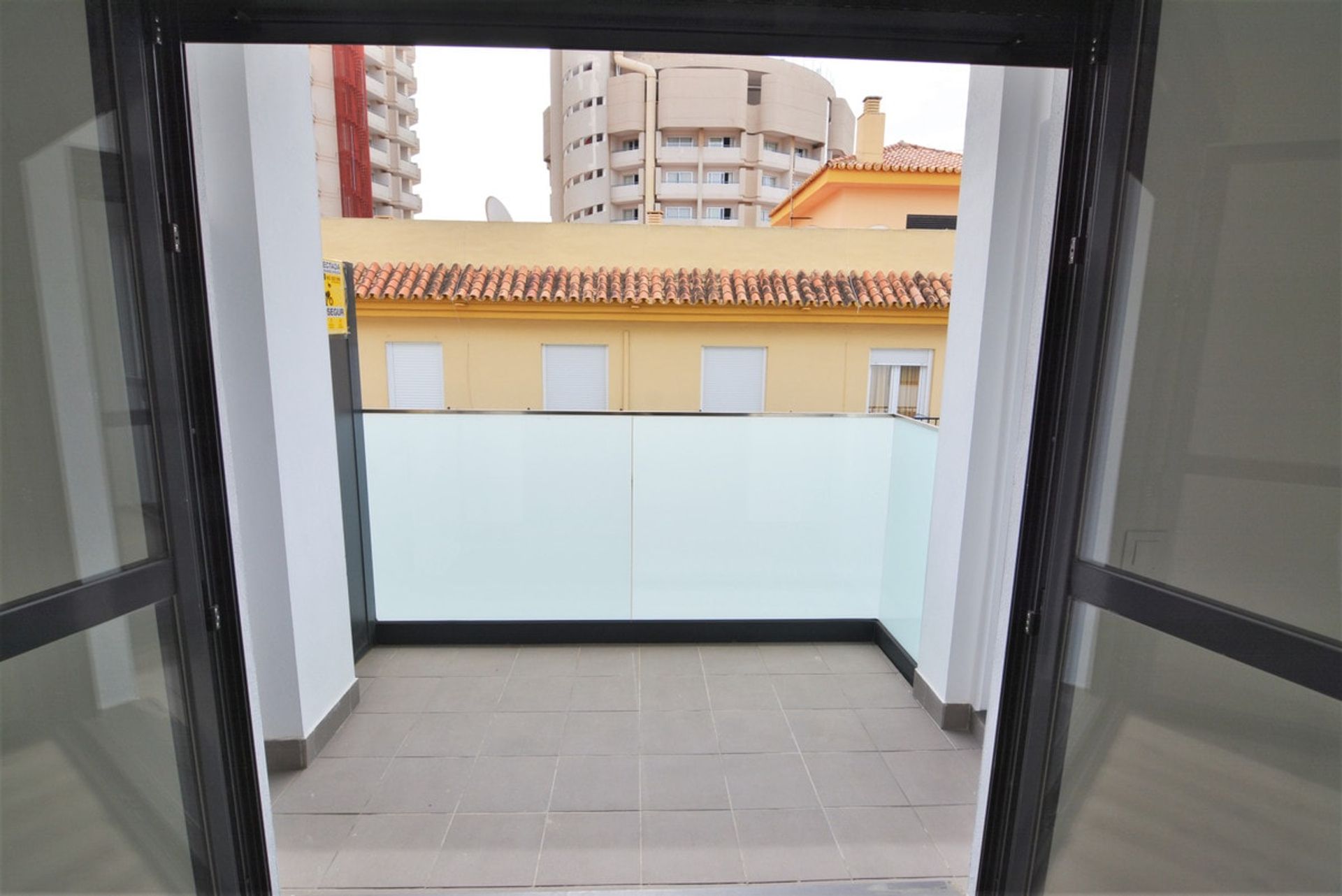 Condominio nel Fuengirola, Andalucía 11360463