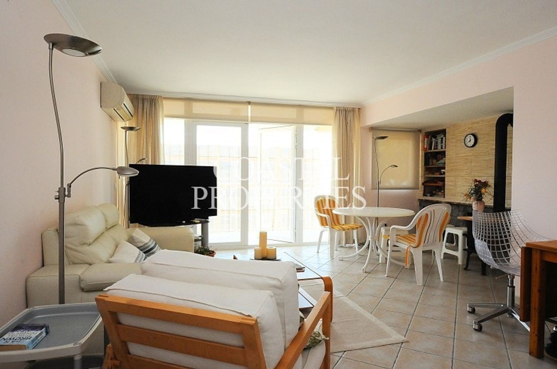 Condominium in Calvia, De Balearen 11361536