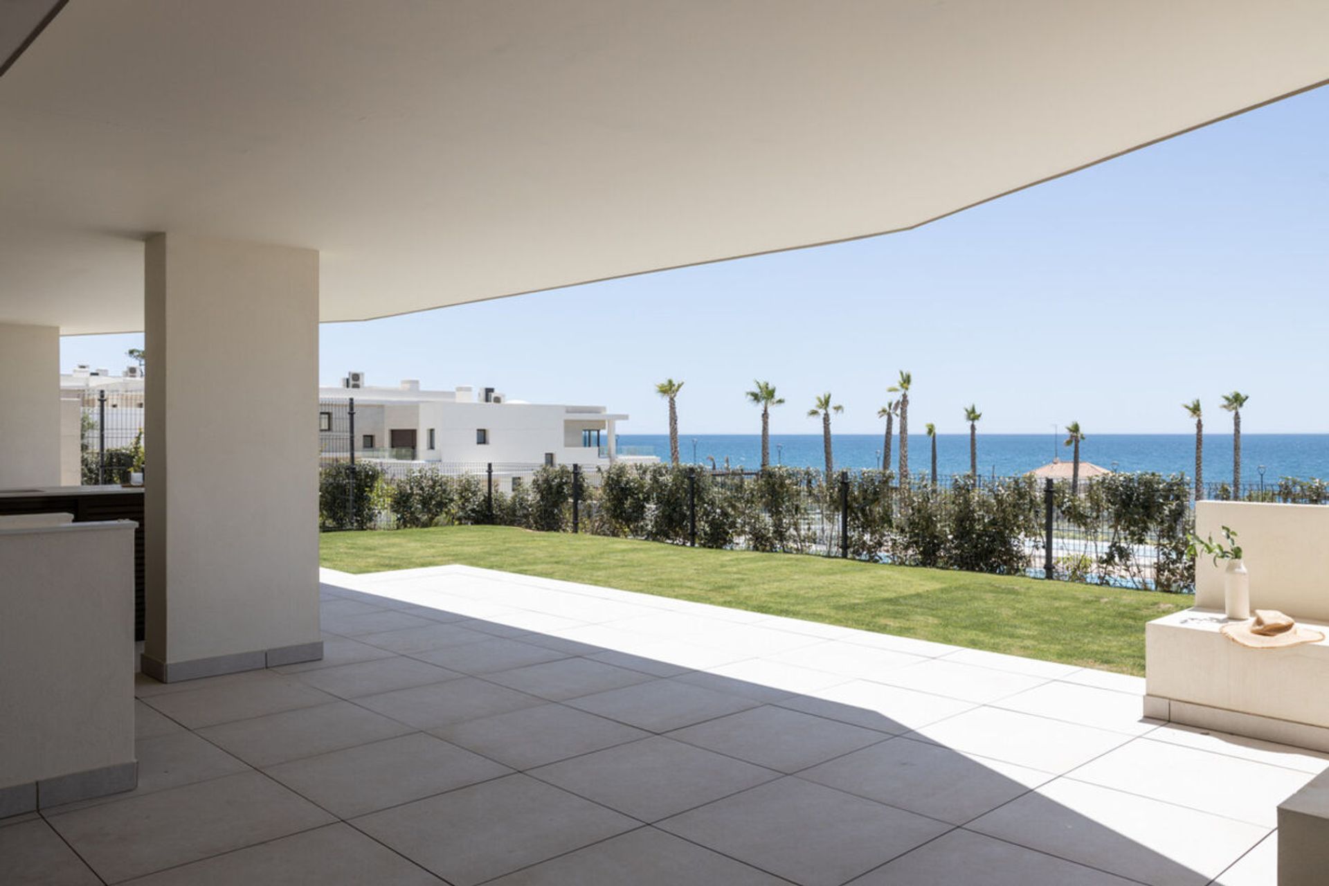 Condominium in Estepona, Andalucía 11362000