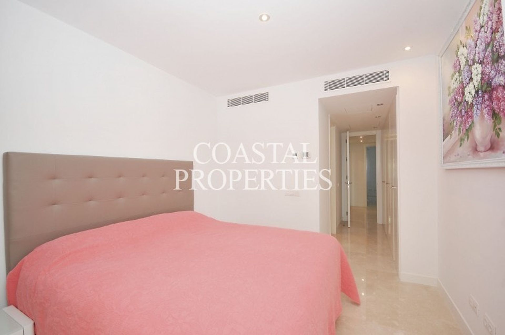 Condominium in Bendinat, Illes Balears 11363202