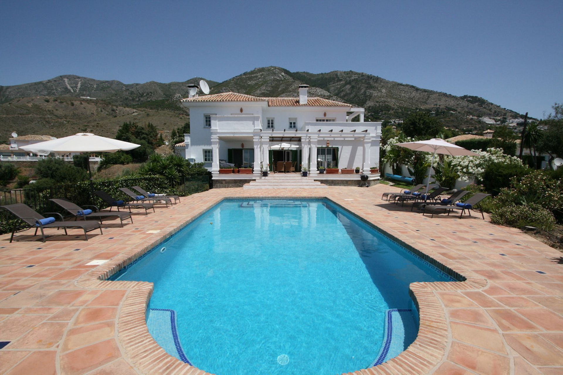 rumah dalam Mijas, Andalusia 11363496