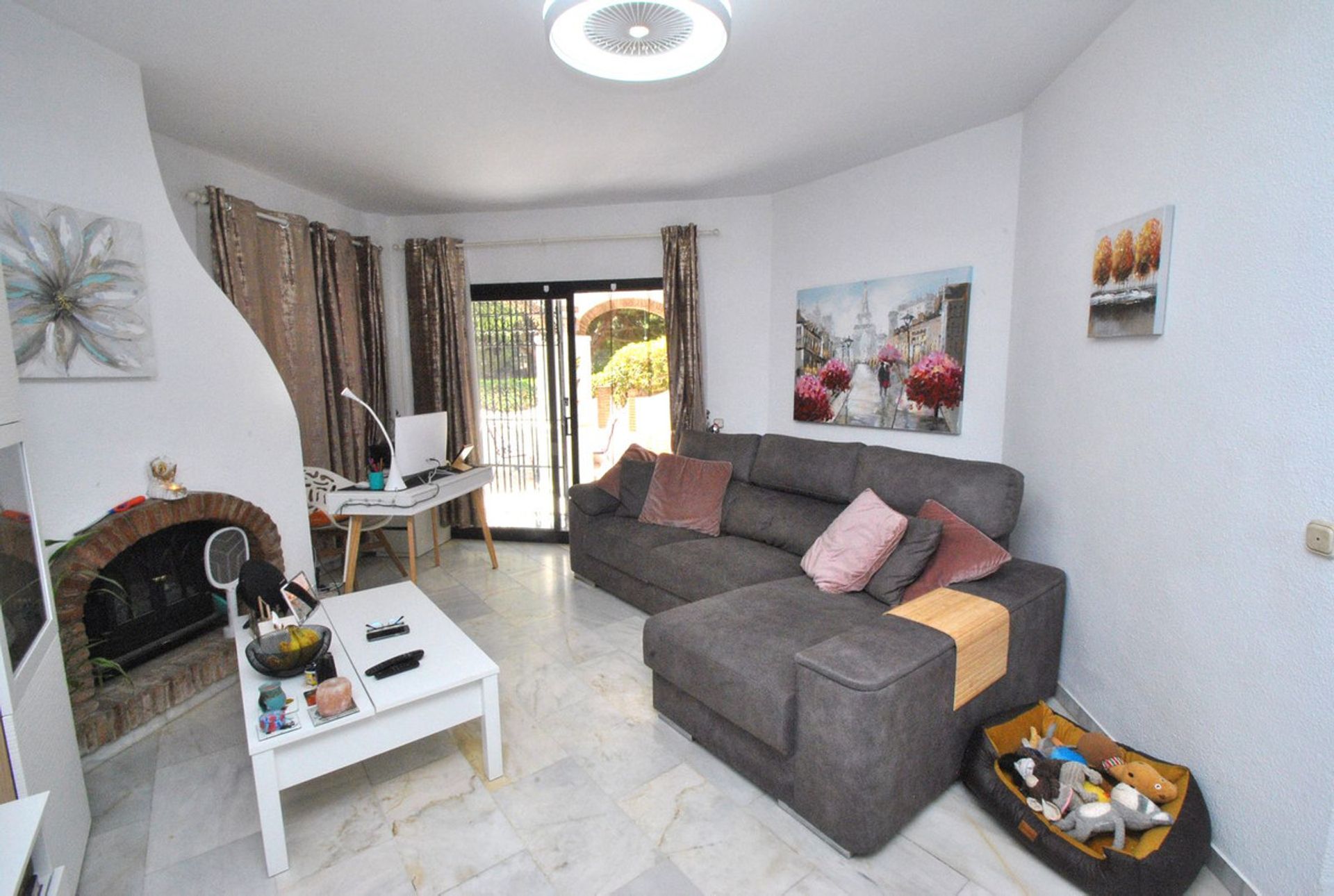 Condominium in Fuengirola, Andalusië 11363709